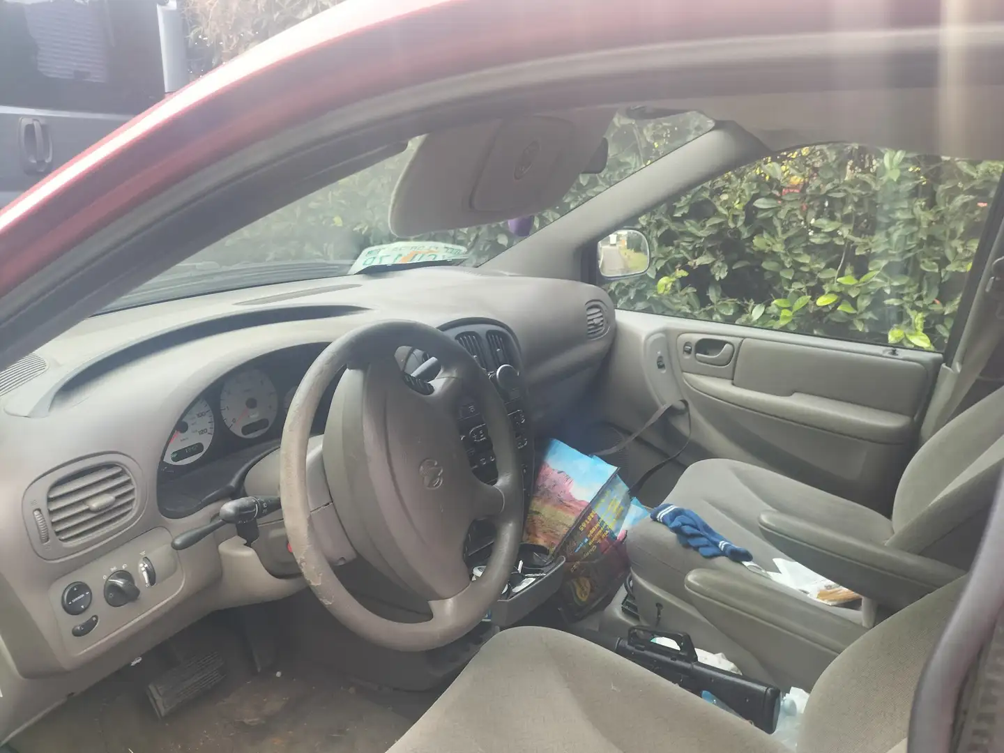 Dodge Grand Caravan - 2