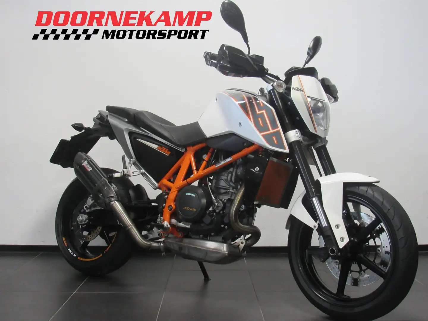KTM 690 Duke ABS Wit - 2