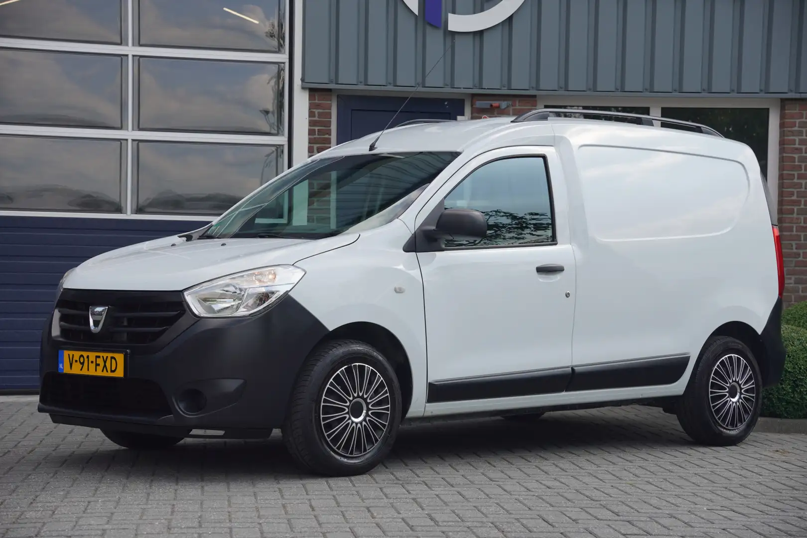 Dacia Dokker 1.6 MPI, AIRCO, CAMERA, BTW-VRIJ / MARGE Wit - 2