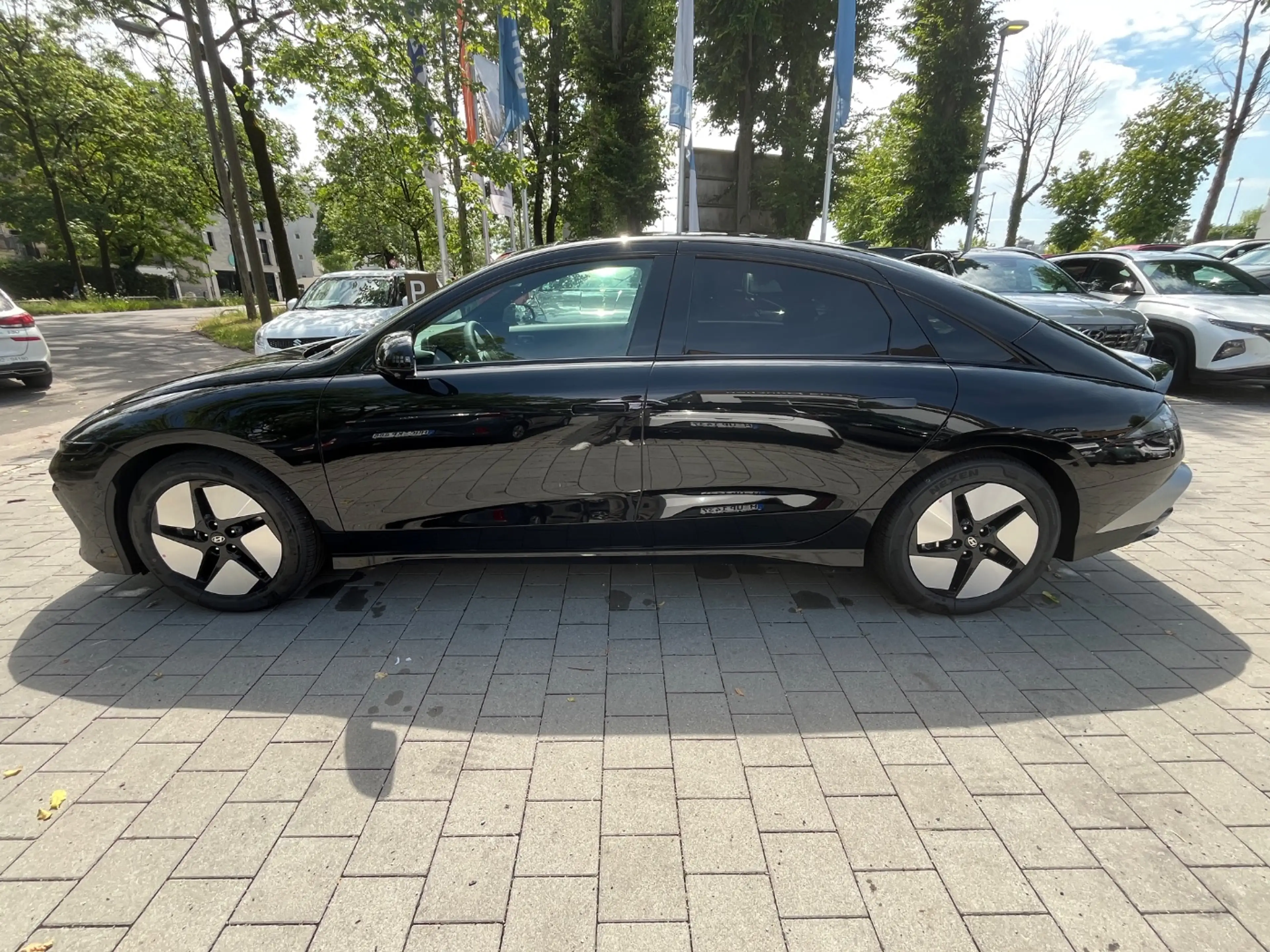 Hyundai IONIQ 6 Facelift Uniq Heck 84kWh Schiebedach, 360 — photo 3