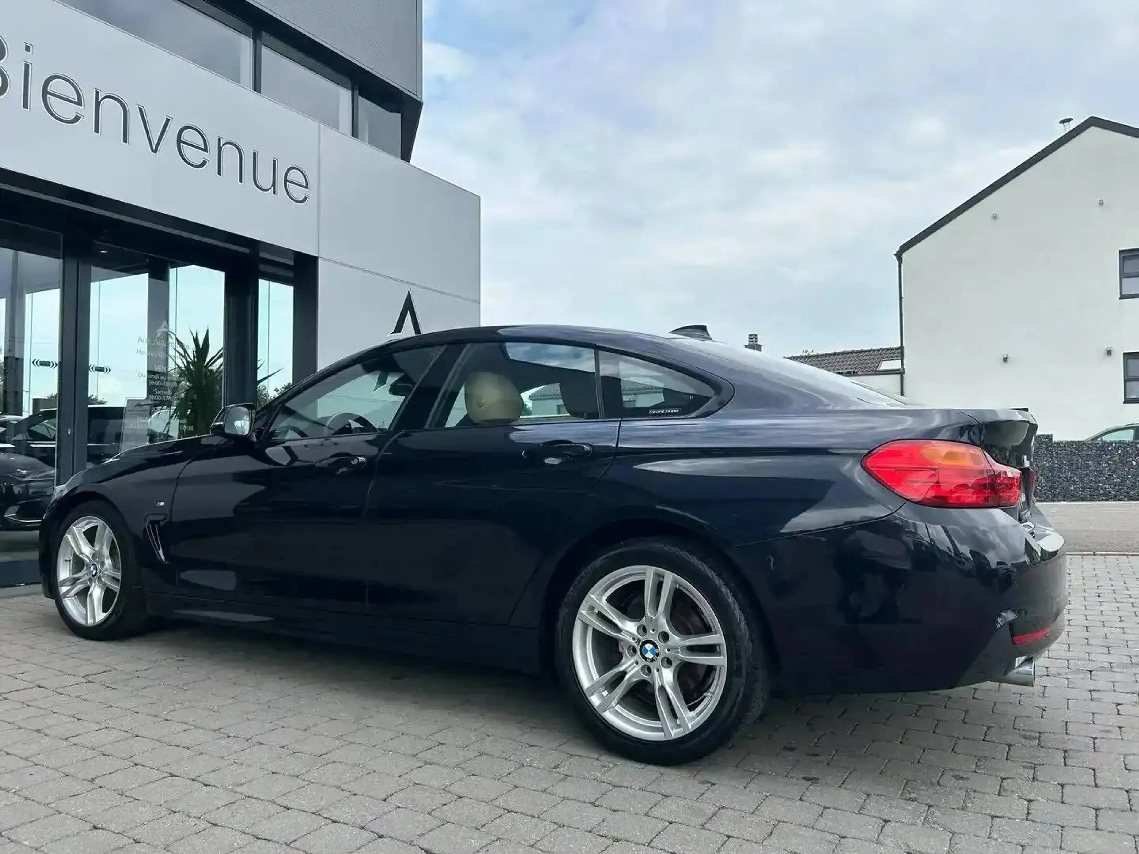 BMW 418 d *GARANTIE 12 MOIS*1er PROPIO*PACK M*AIRCO*LED* — photo 13