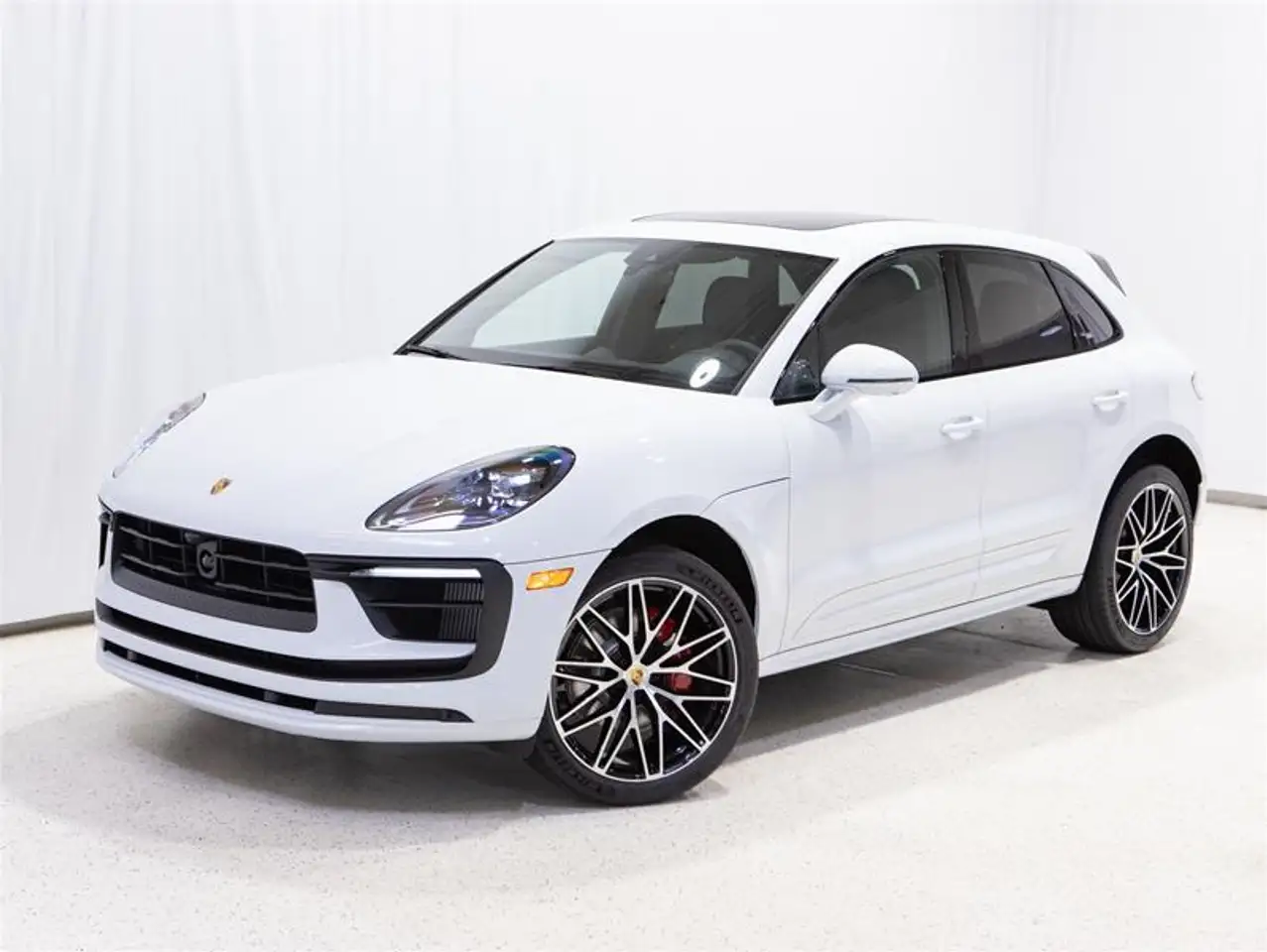 Porsche Macan снимка Porsche Macan