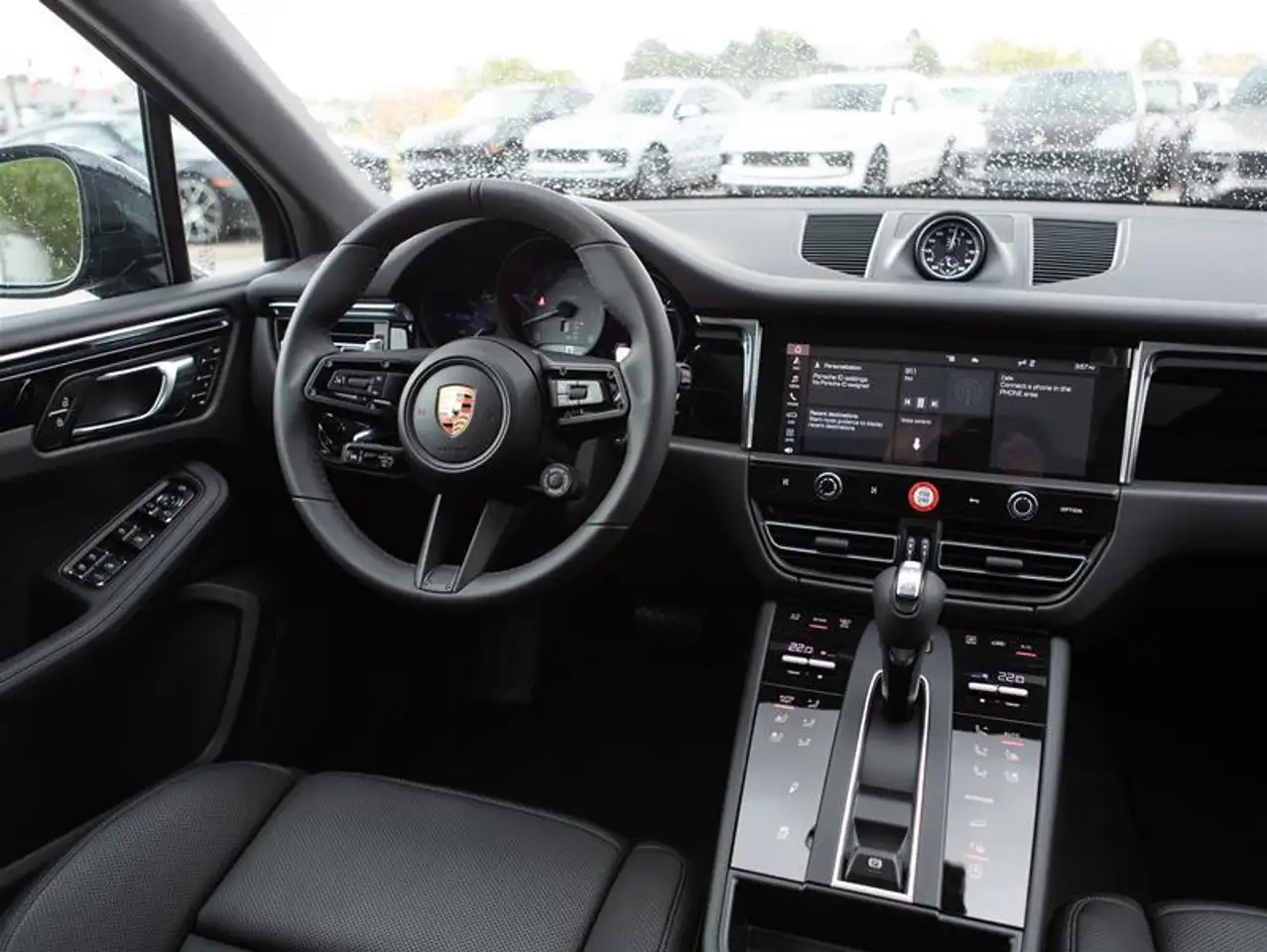 Porsche Macan снимка Porsche Macan
