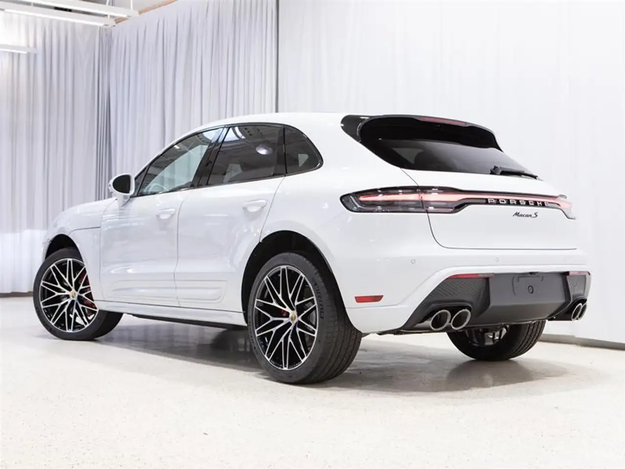 Porsche Macan снимка Porsche Macan