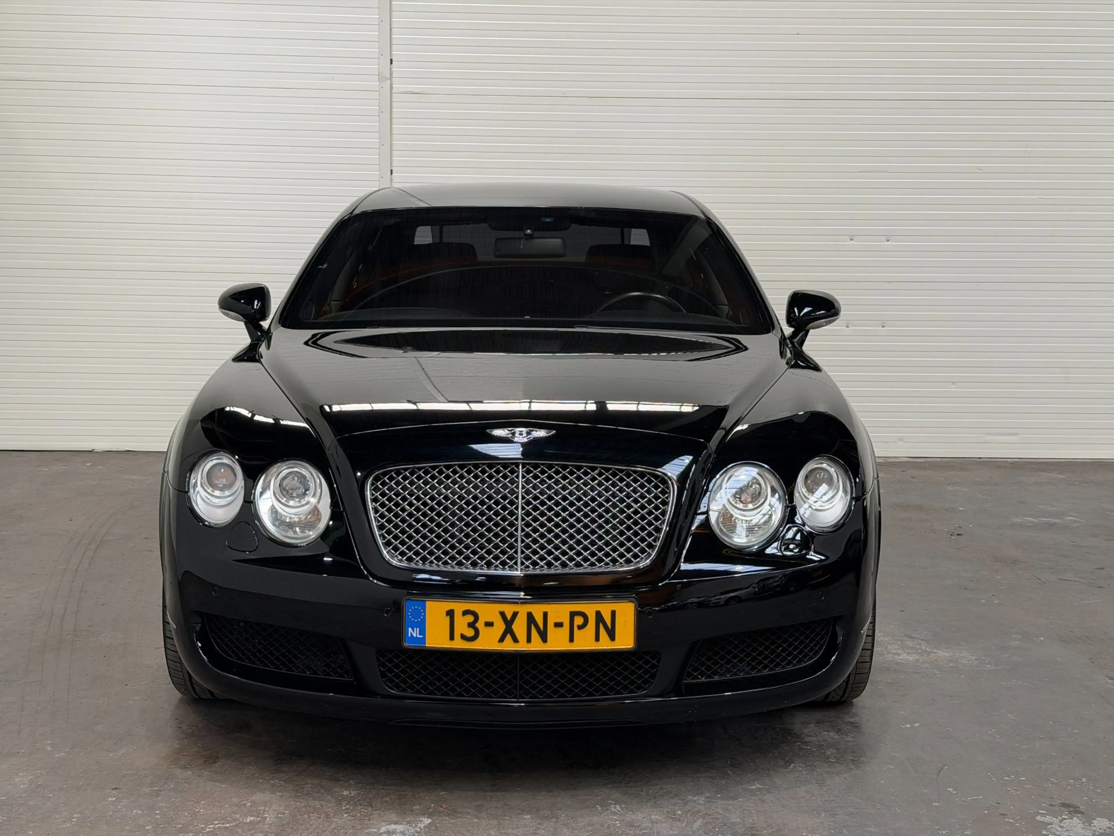 Bentley Flying Spur Continental 6.0 W12 — photo 9