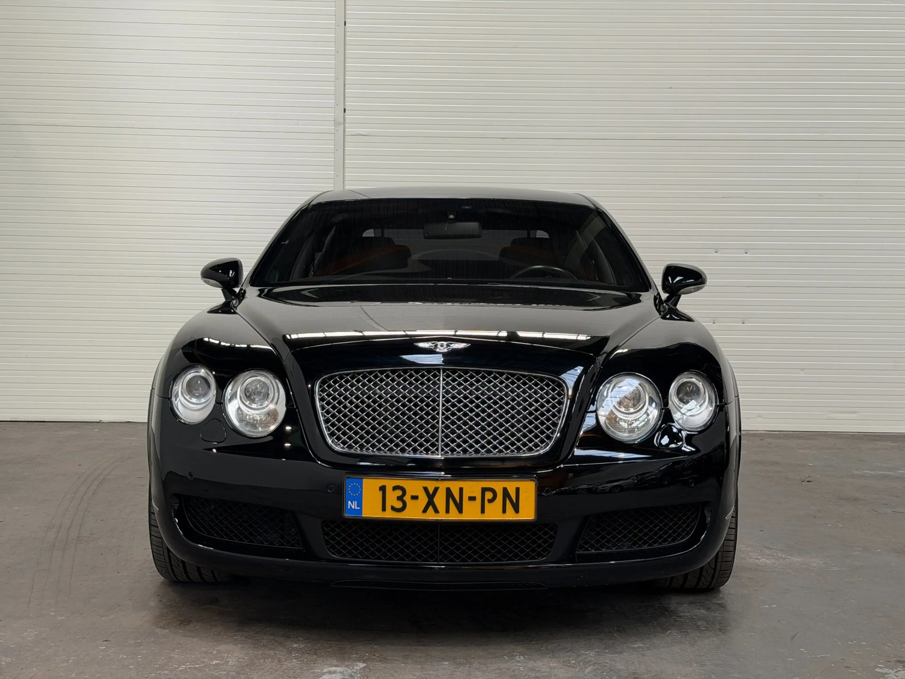 Bentley Flying Spur Continental 6.0 W12 — photo 10