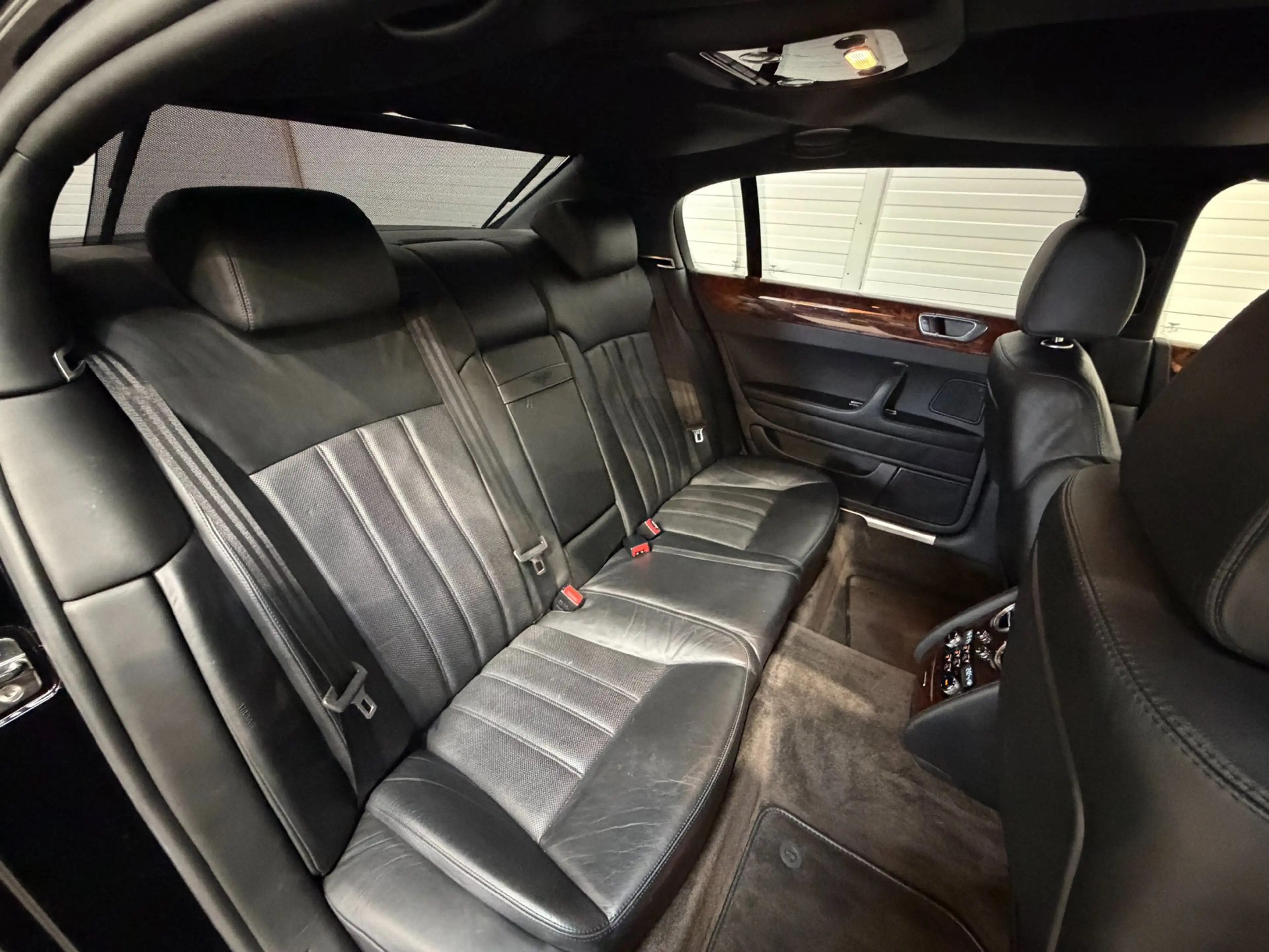 Bentley Flying Spur Continental 6.0 W12 — photo 22