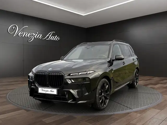 BMW X7 X7 40d M Sport Pro 352cv xDrive Gancio Tetto Panoramico ACC HUD Harman 360 Pelle Navi Keyless Ambient