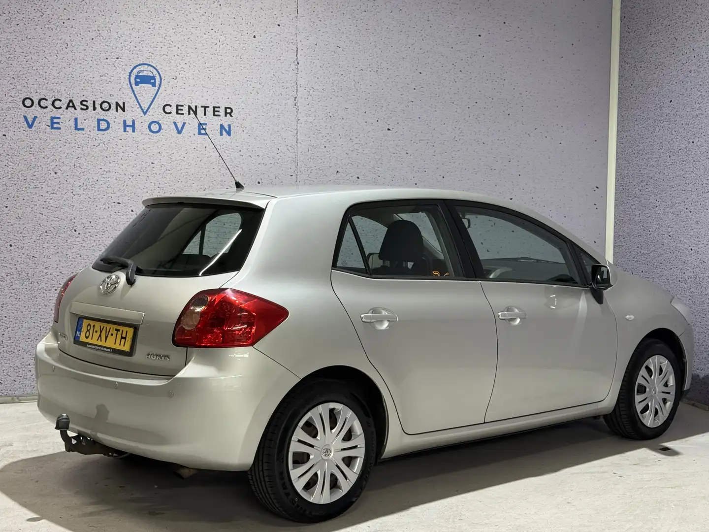 Toyota Auris 1.6-16V Sol Business // TREKHAAK // NAVI // CLIMA Grijs - 2