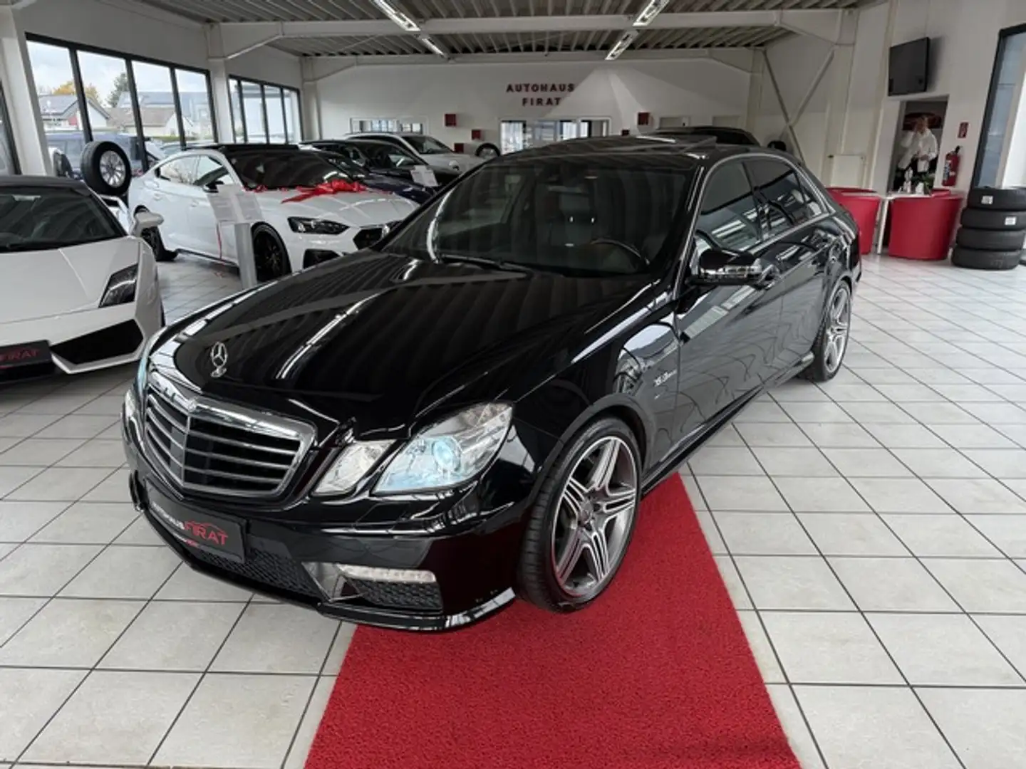 Mercedes-Benz E 63 AMG SD+Leder+Bi-Xenon Nero - 1