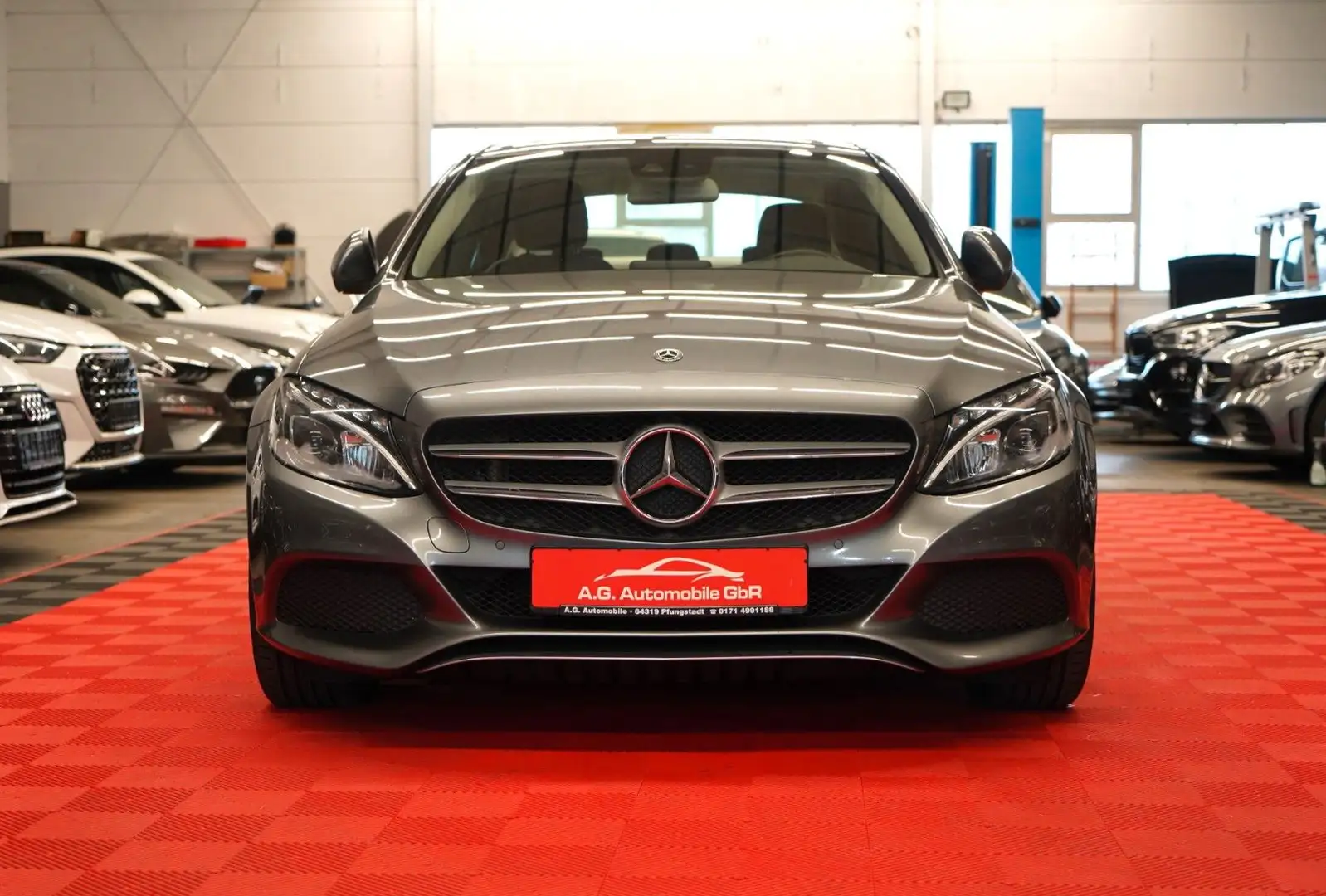 Mercedes-Benz C 180 CGI 7G Lim. Avantgarde *LED*Navi*Tempomat* Gris - 2
