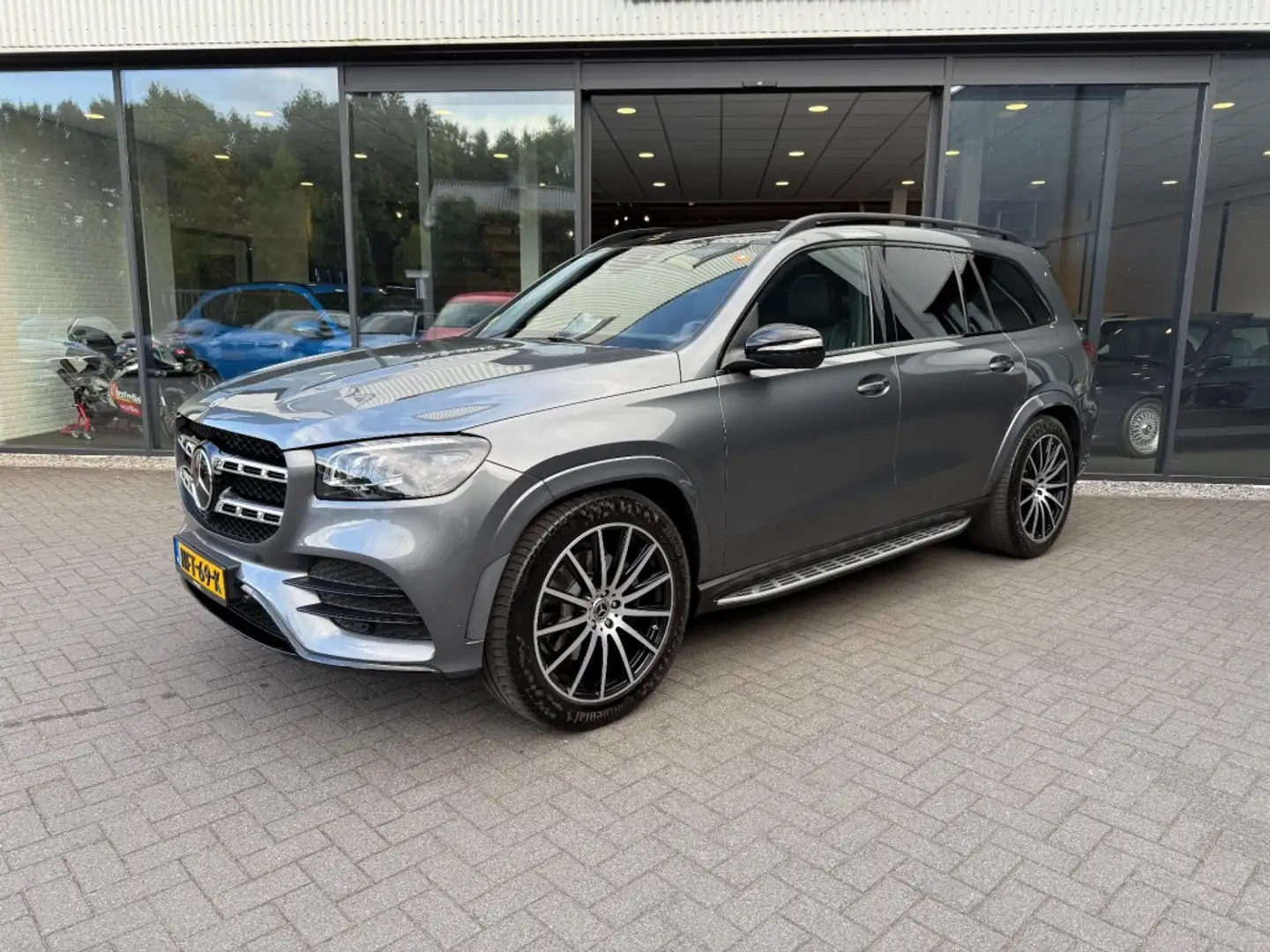 Mercedes-Benz GLS 400 400d 4-Matic AMG Premium+ Gris - 1