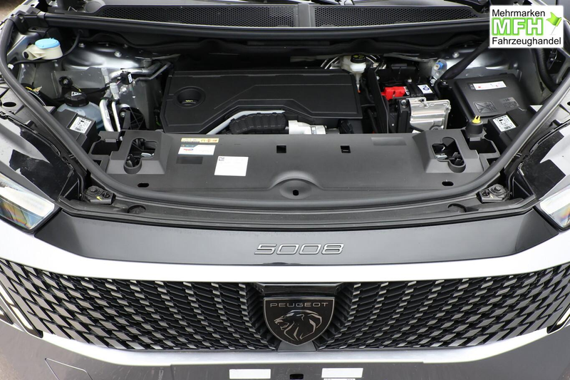 Peugeot 5008 GT Hybrid Pano KomfortP AHK eHK Nav ACC BT 100 ... — photo 11