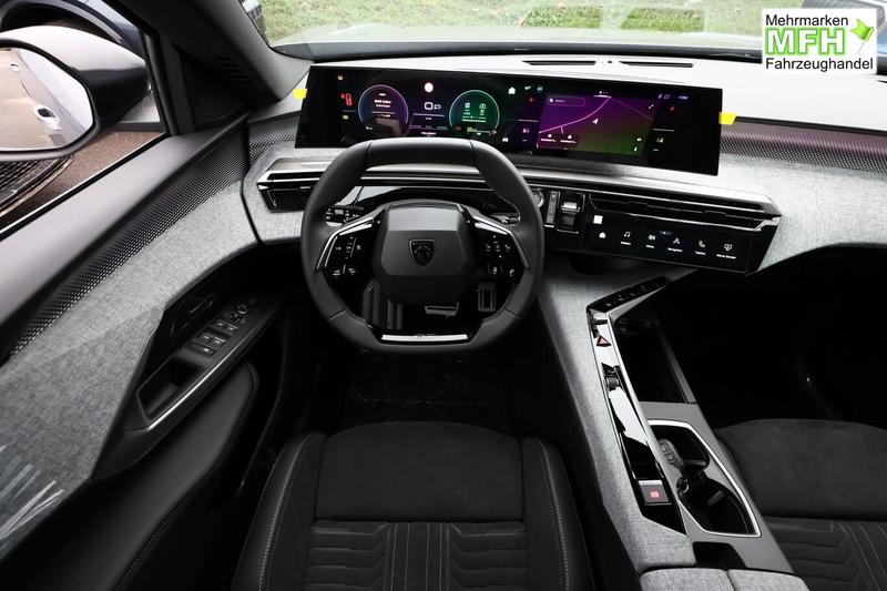 Peugeot 5008 GT Hybrid Pano KomfortP AHK eHK Nav ACC BT 100 ... — photo 6