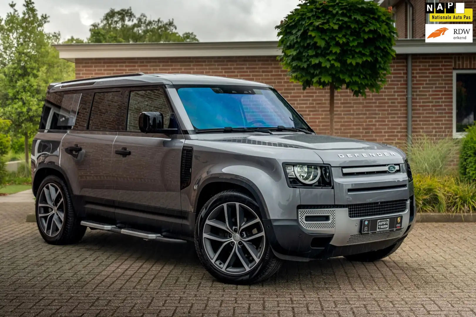 Land Rover Defender 110 2.0 D240 110 240 PK INCL BTW Luchtvering 360 C Grau - 1