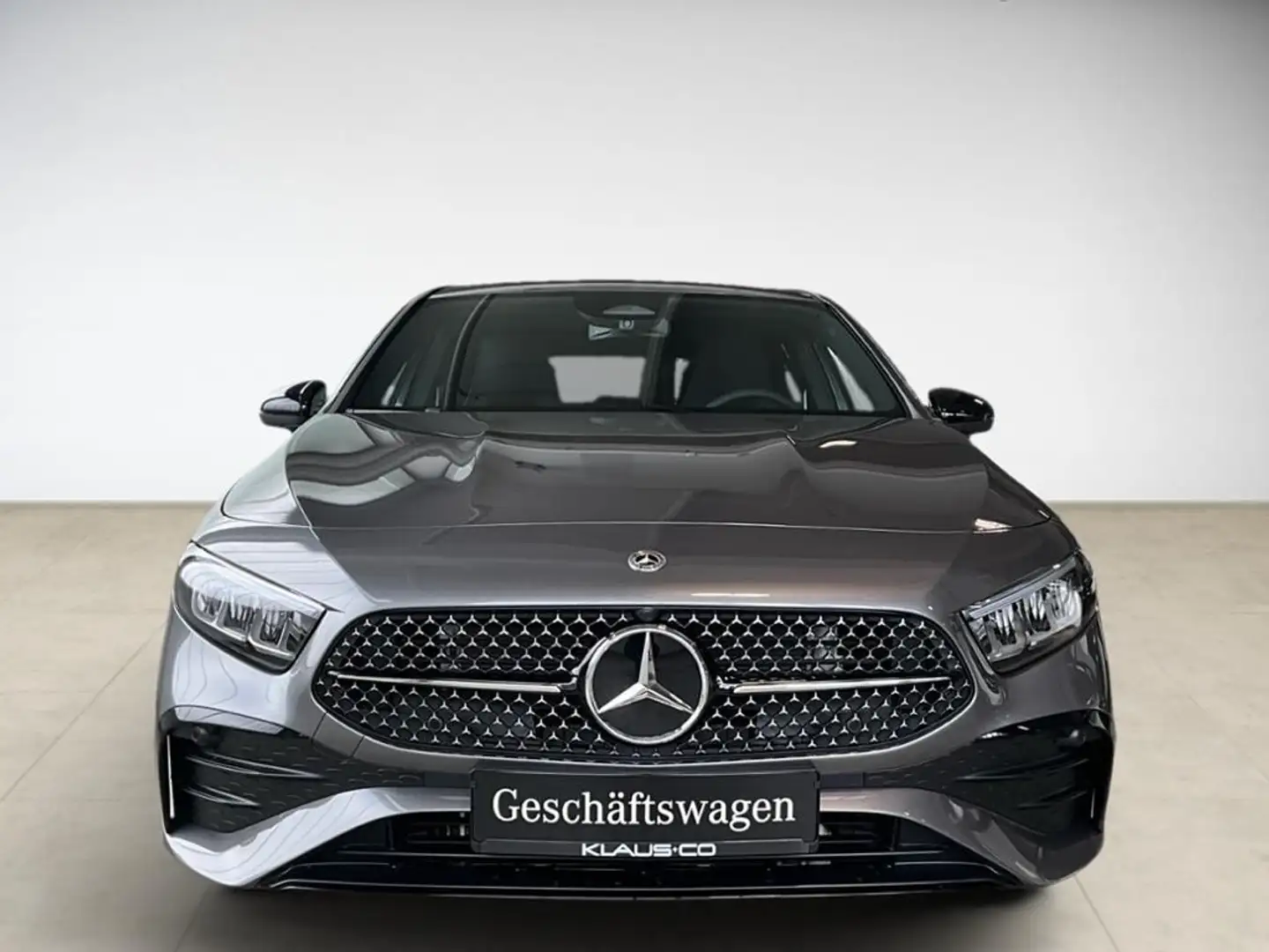 Mercedes-Benz A 180 Kompaktlimousine Night SpurW S-Sitz PDC Grau - 2