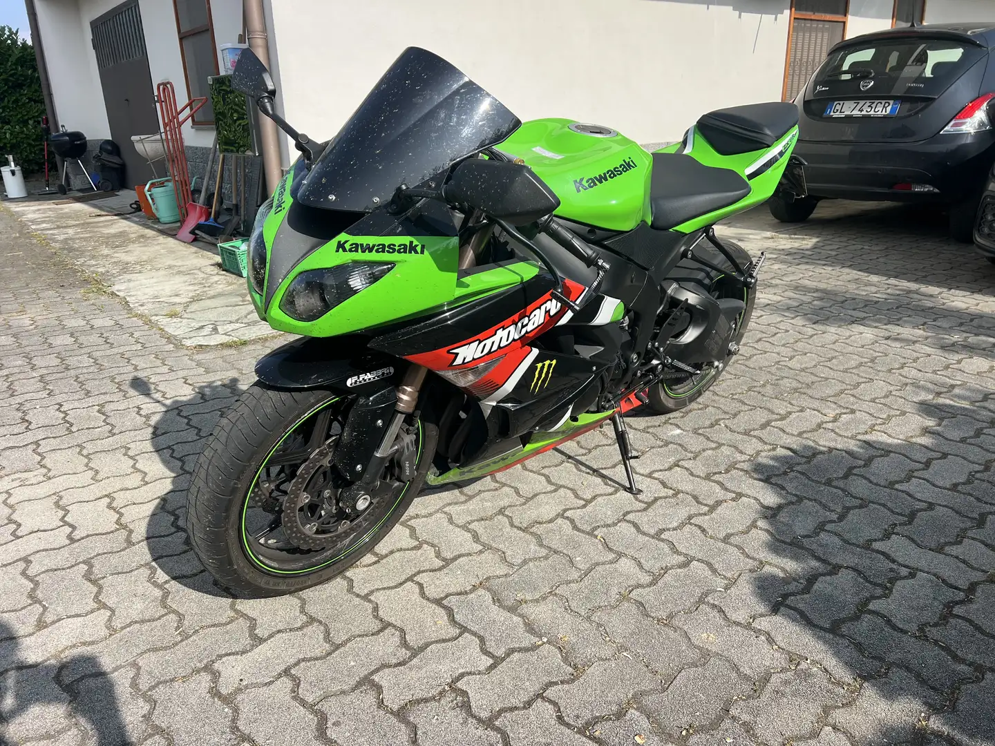 Kawasaki ZX 600 R - 2