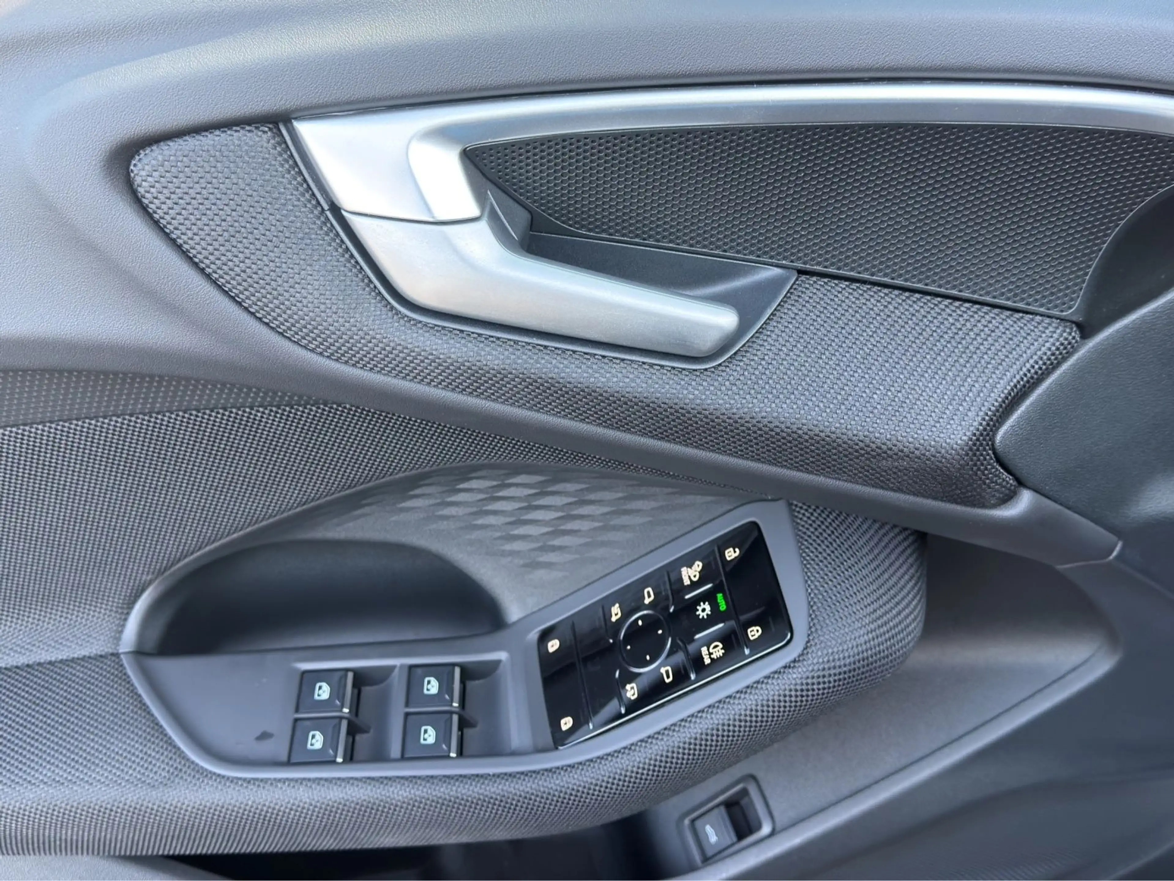 Audi A5 TFSI LED+ KAMERA AHK LM18 — photo 15