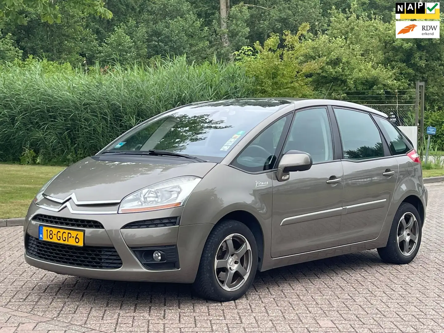 Citroen C4 Picasso 2.0-16V Ambiance EB6V 5p./AUTOMAAT/AIRCO/CRUISE/EL Bruin - 1