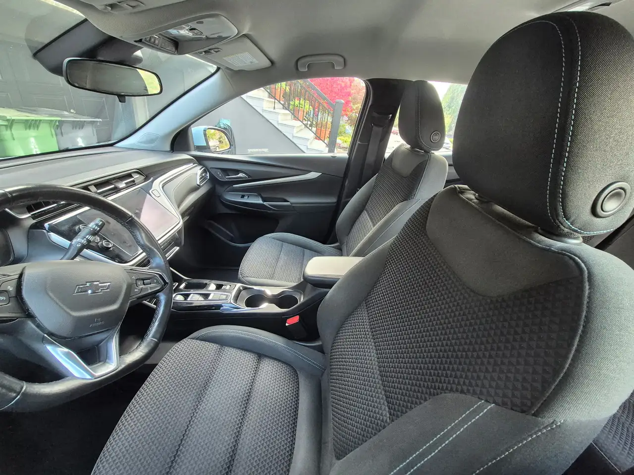 Chevrolet Bolt снимка Chevrolet Bolt