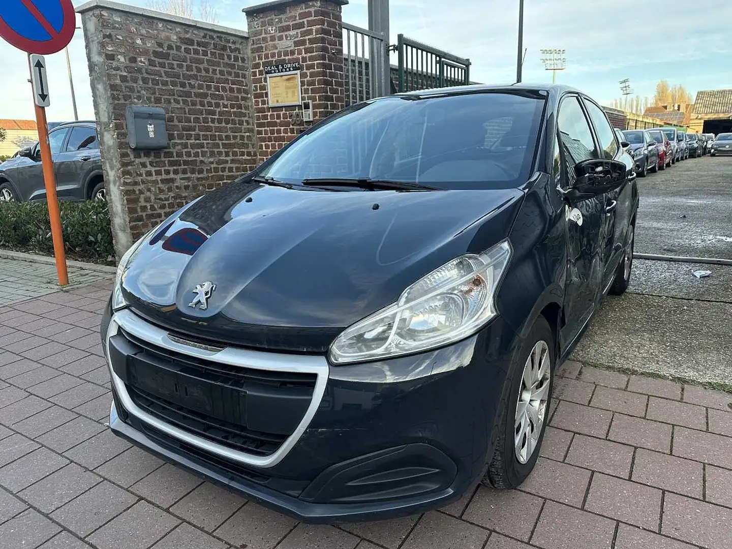Peugeot 208 1.2 I  MET 157DKM HANDELAARS & EXPORT Grijs - 1