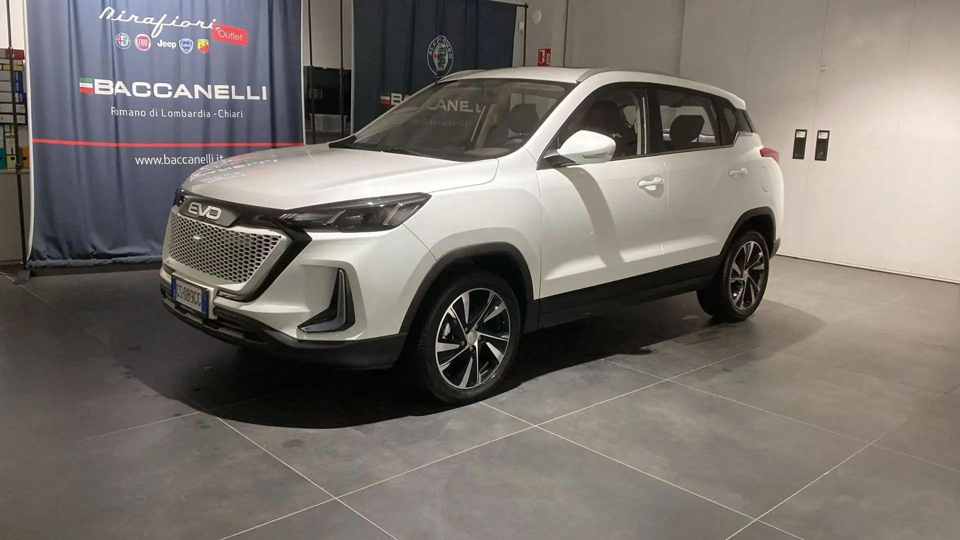 EVO EVO5 1.5 Turbo Weiß - 1