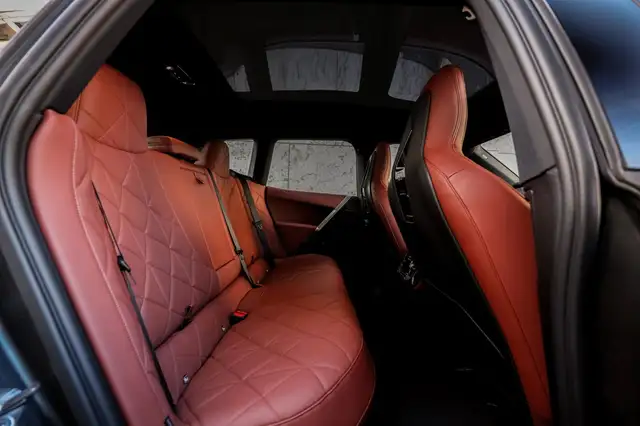 BMW Ix view 11