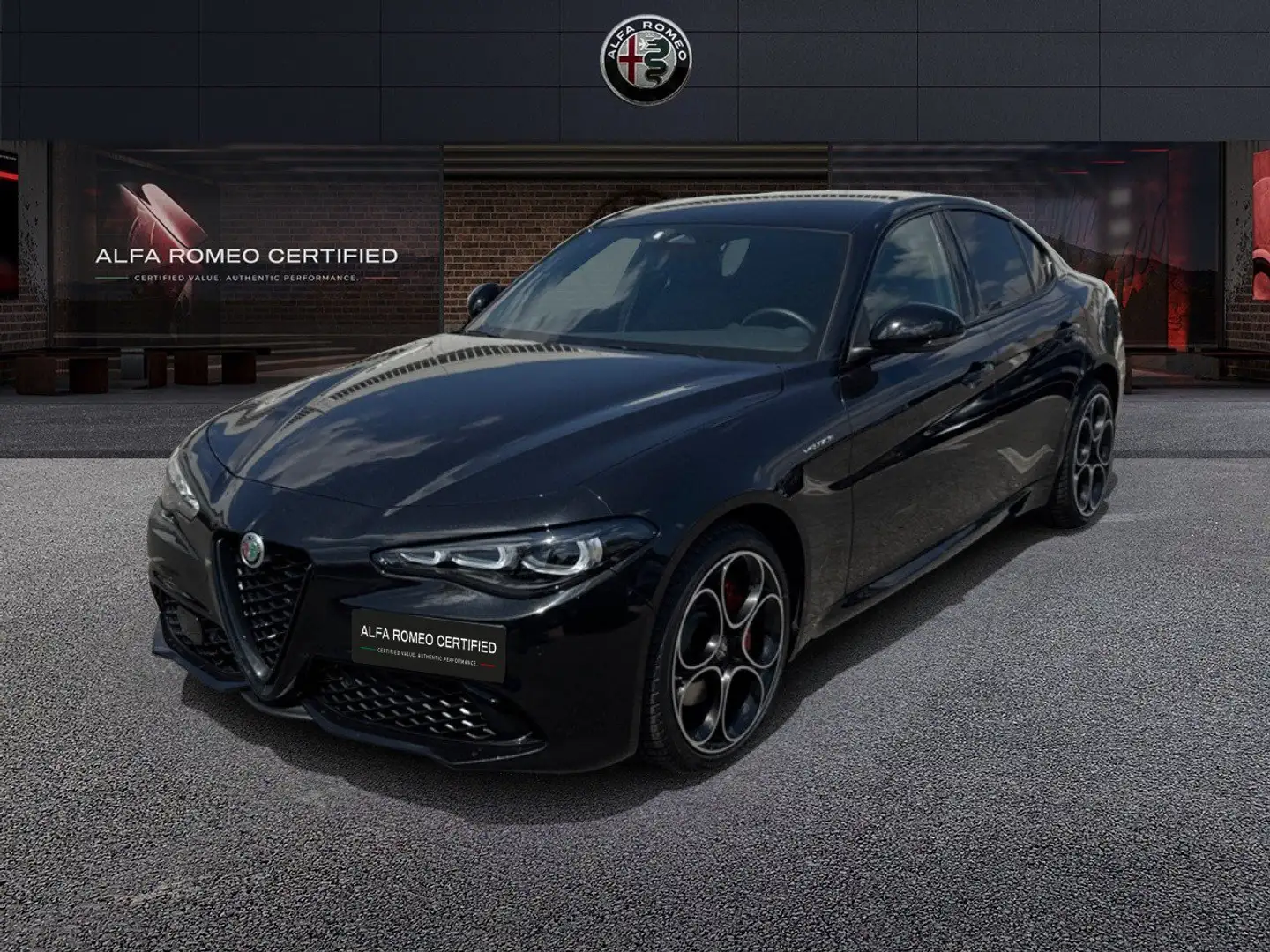 Alfa Romeo Giulia 2.2 TD 210cv Veloce AT8 Q4 Noir - 1