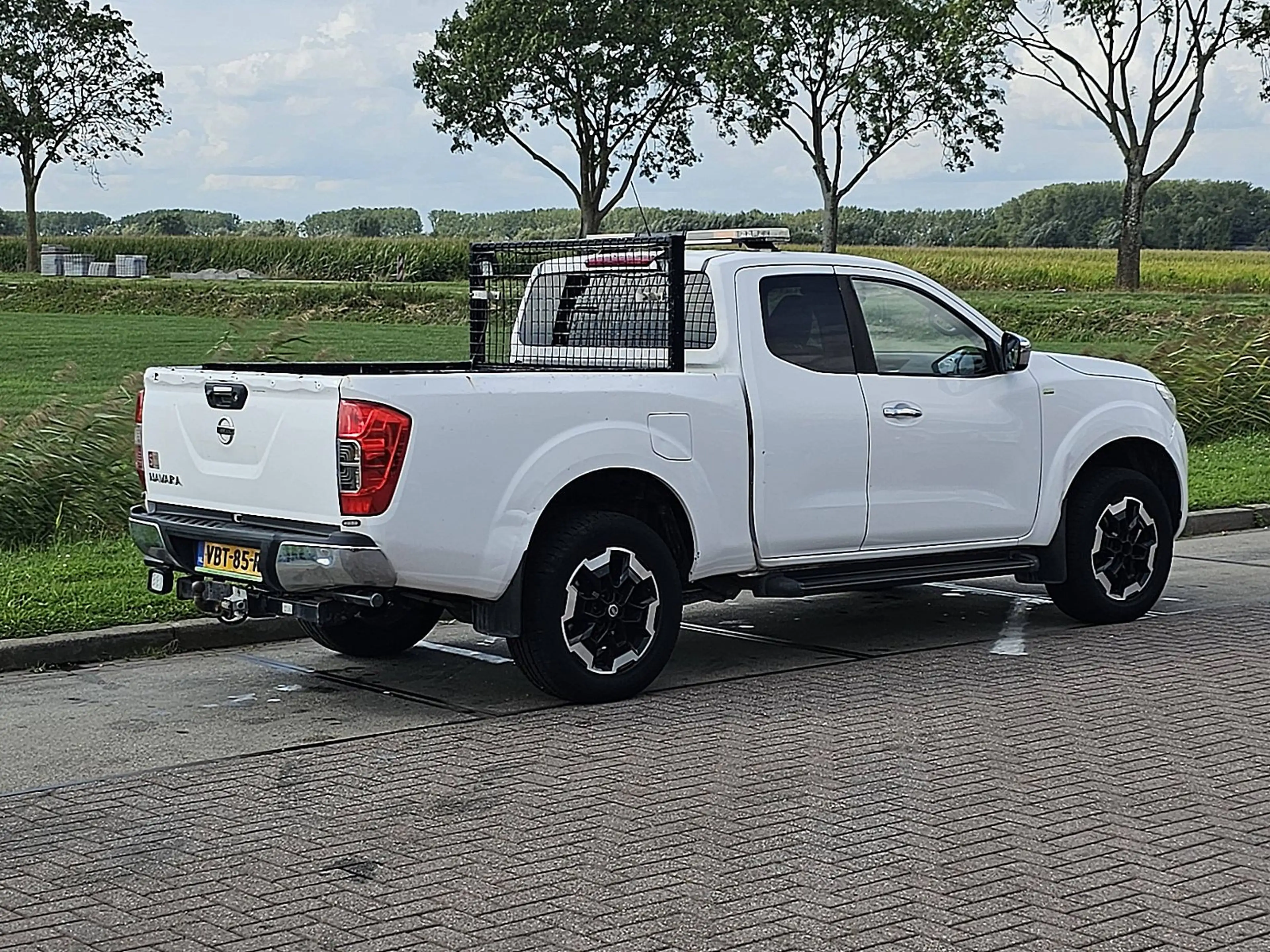 Nissan Navara 2.3 4WD 4x4 160Pk NAP — photo 3