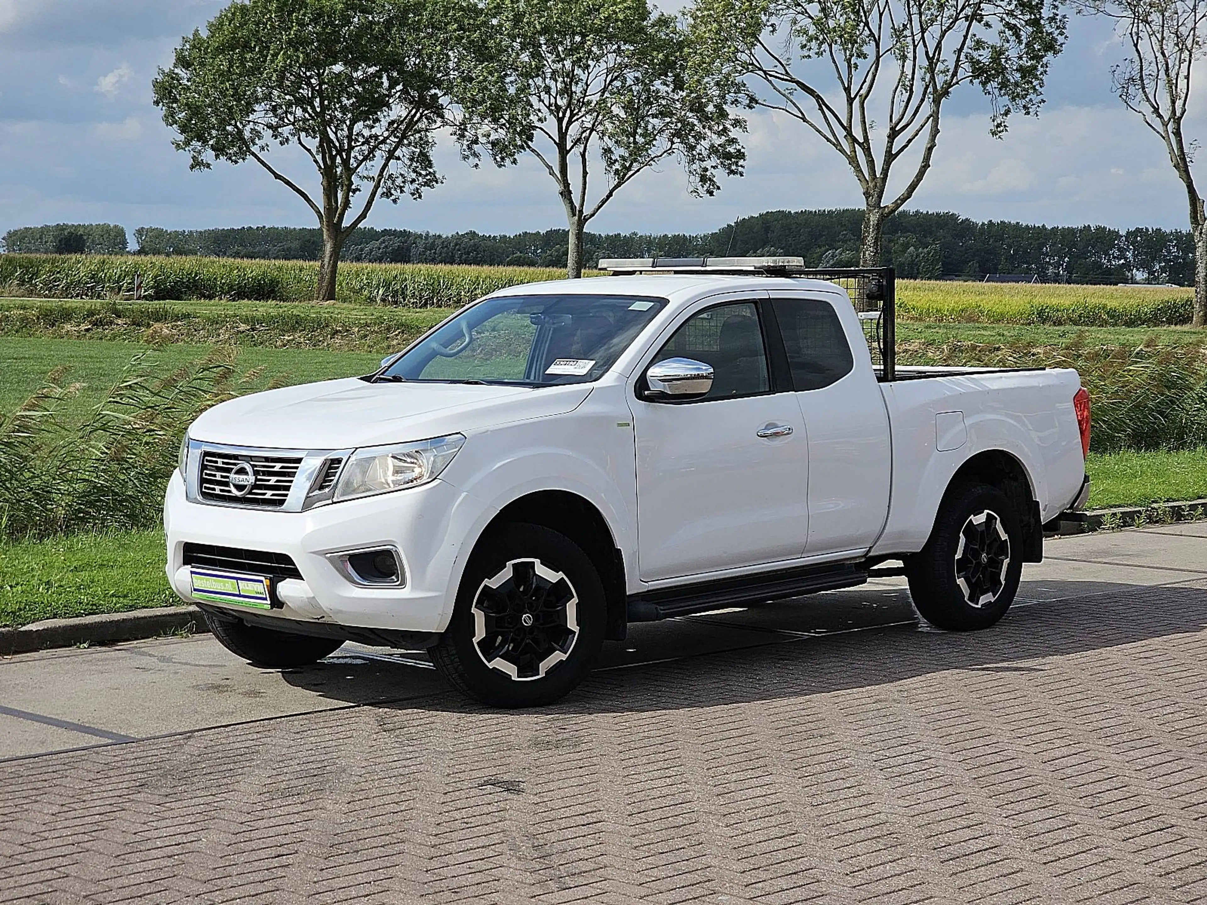 Nissan Navara 2.3 4WD 4x4 160Pk NAP — photo 2