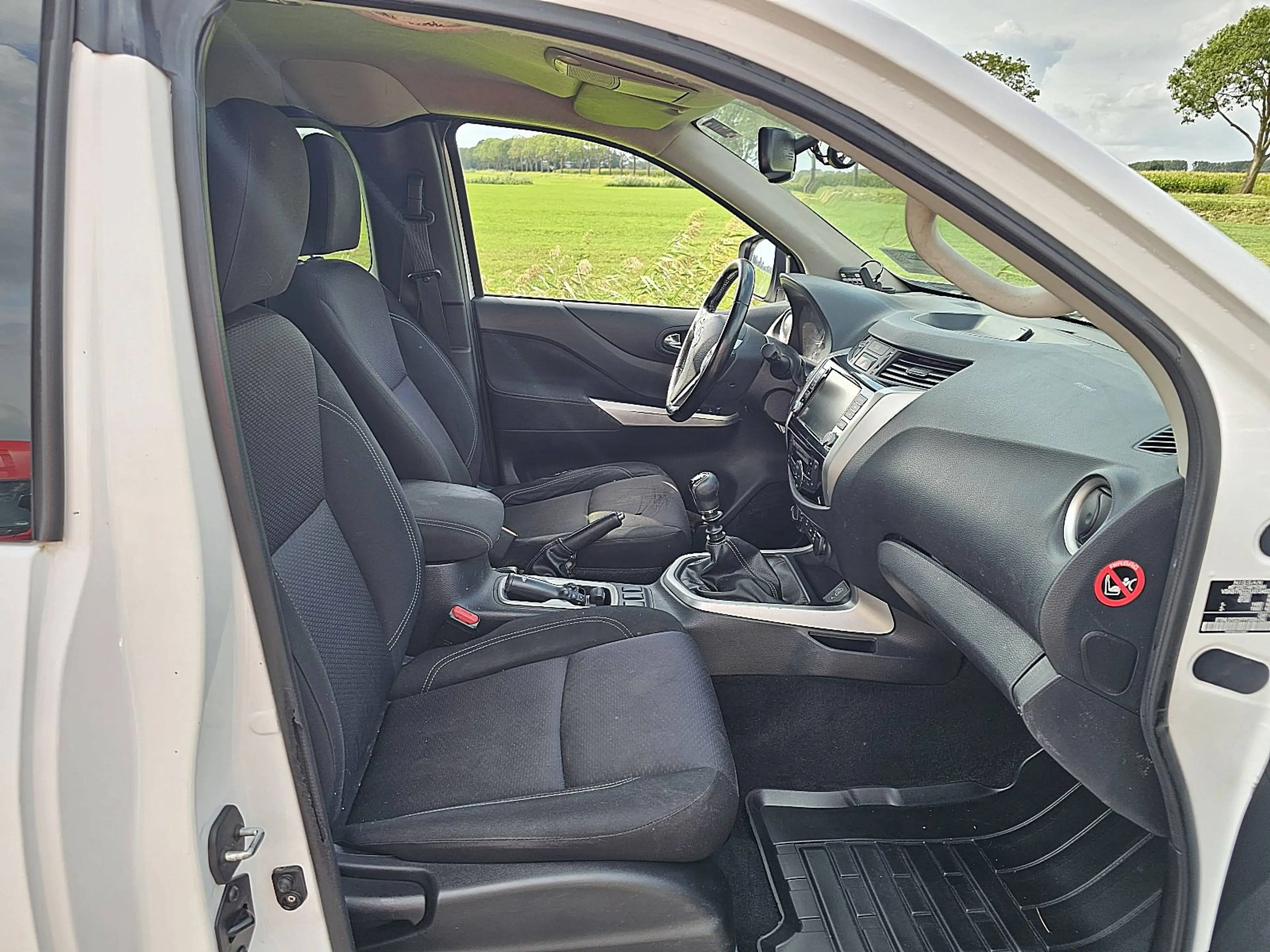 Nissan Navara 2.3 4WD 4x4 160Pk NAP — photo 7