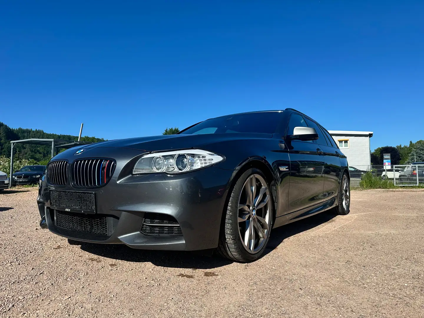 BMW M550 M550 d xDrive*HU 04/2026*380PS*Panorama* Szary - 1