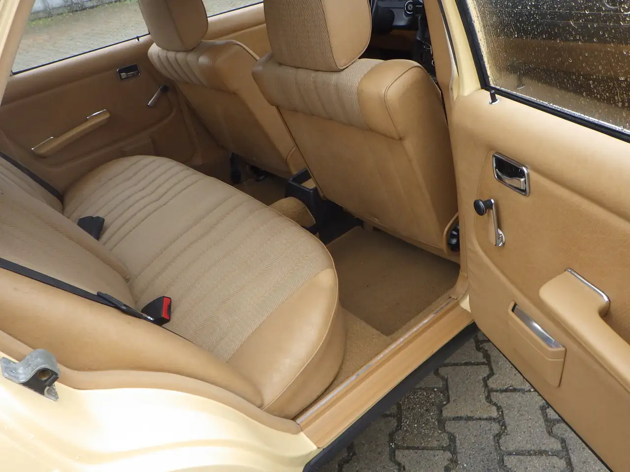 Mercedes-Benz 240 D Oldtimer Servo, foto 8