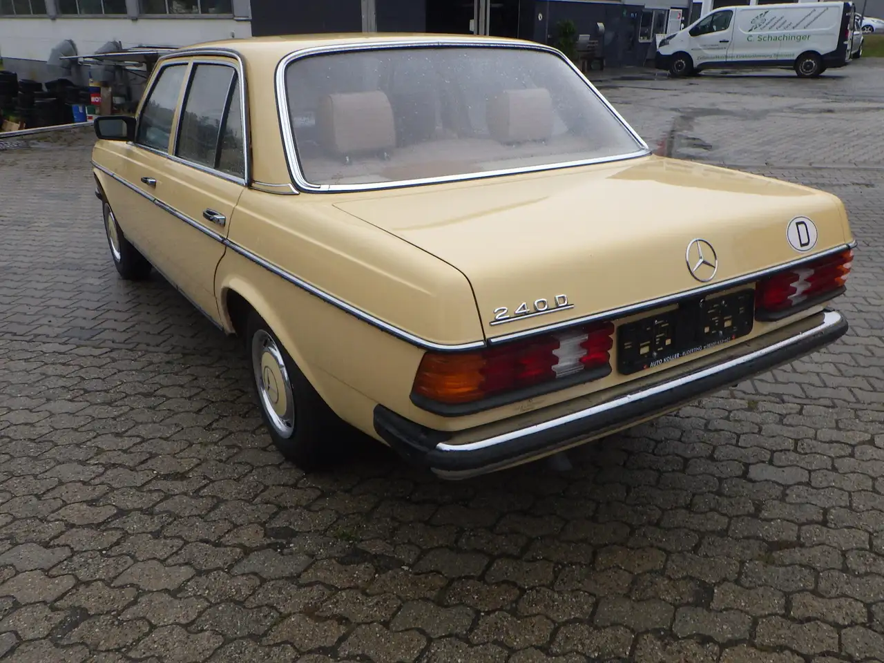 Mercedes-Benz 240 D Oldtimer Servo, foto 4