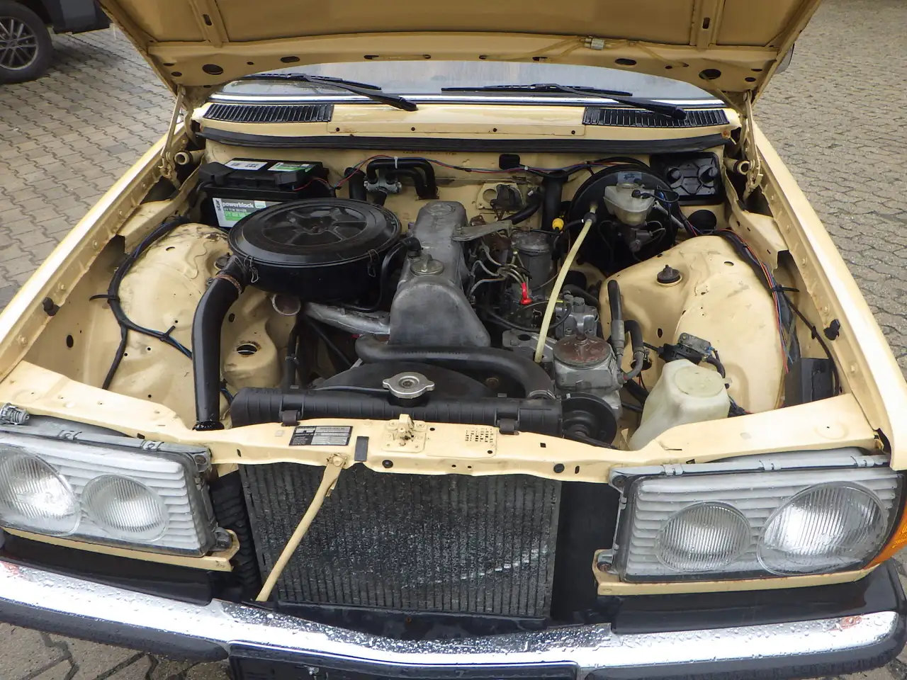 Mercedes-Benz 240 D Oldtimer Servo, foto 6