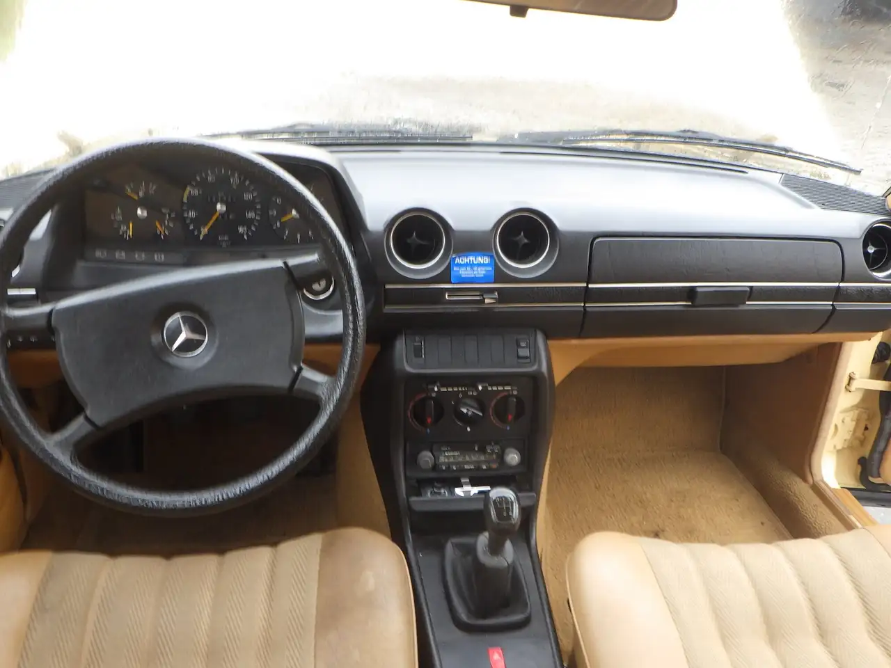 Mercedes-Benz 240 D Oldtimer Servo, foto 11