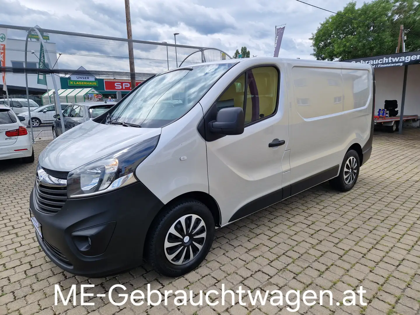 Opel VivaroL1H1/AHK/KLIMA/FREISPRECH/NETTO 13325,-* Gris - 1