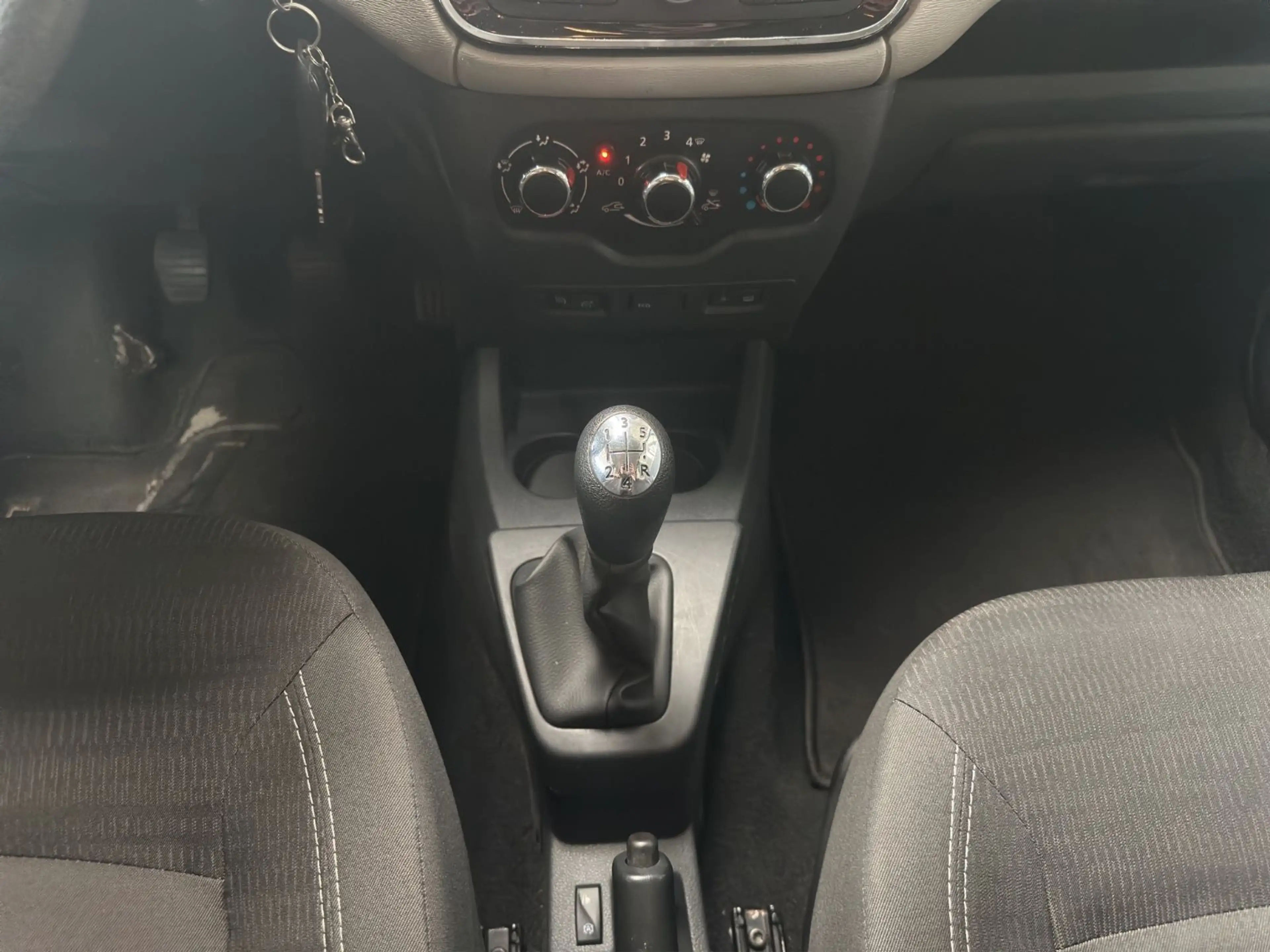 Dacia Lodgy Laureate 1.2*1. HAND*KLIMA*TEMPOMAT*PDC* — photo 12