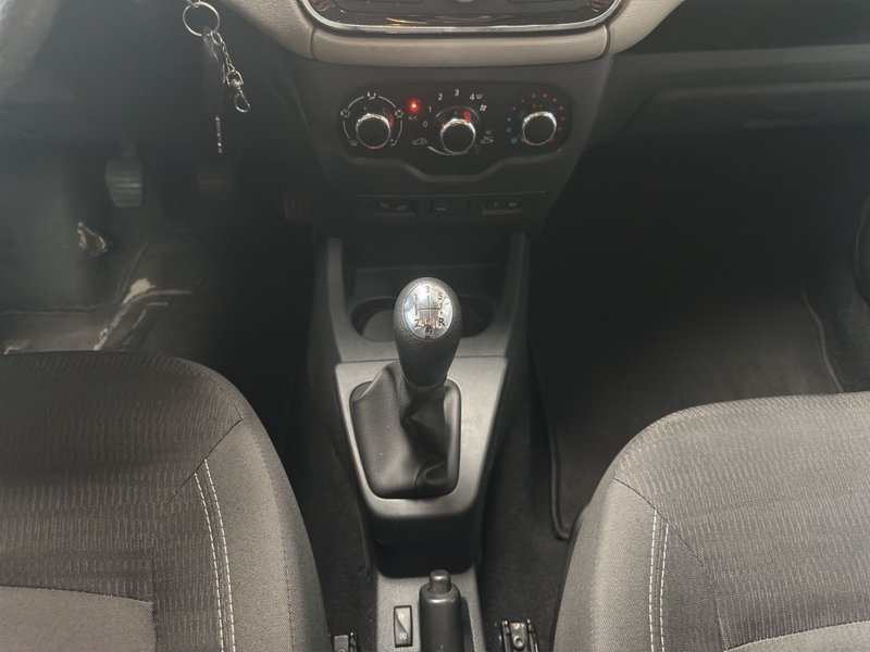 Dacia Lodgy Laureate 1.2*1. HAND*KLIMA*TEMPOMAT*PDC* — photo 12