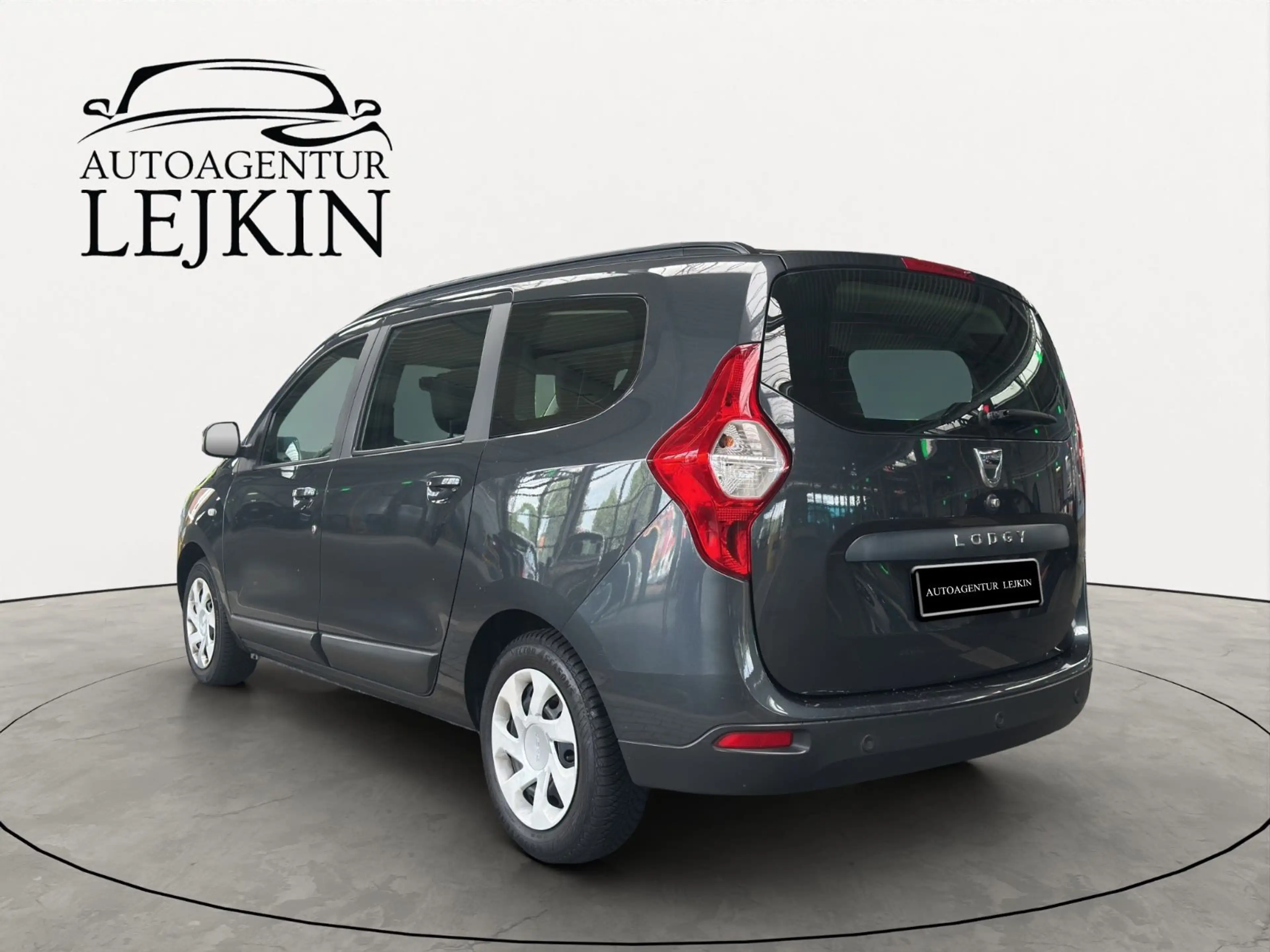 Dacia Lodgy Laureate 1.2*1. HAND*KLIMA*TEMPOMAT*PDC* — photo 3