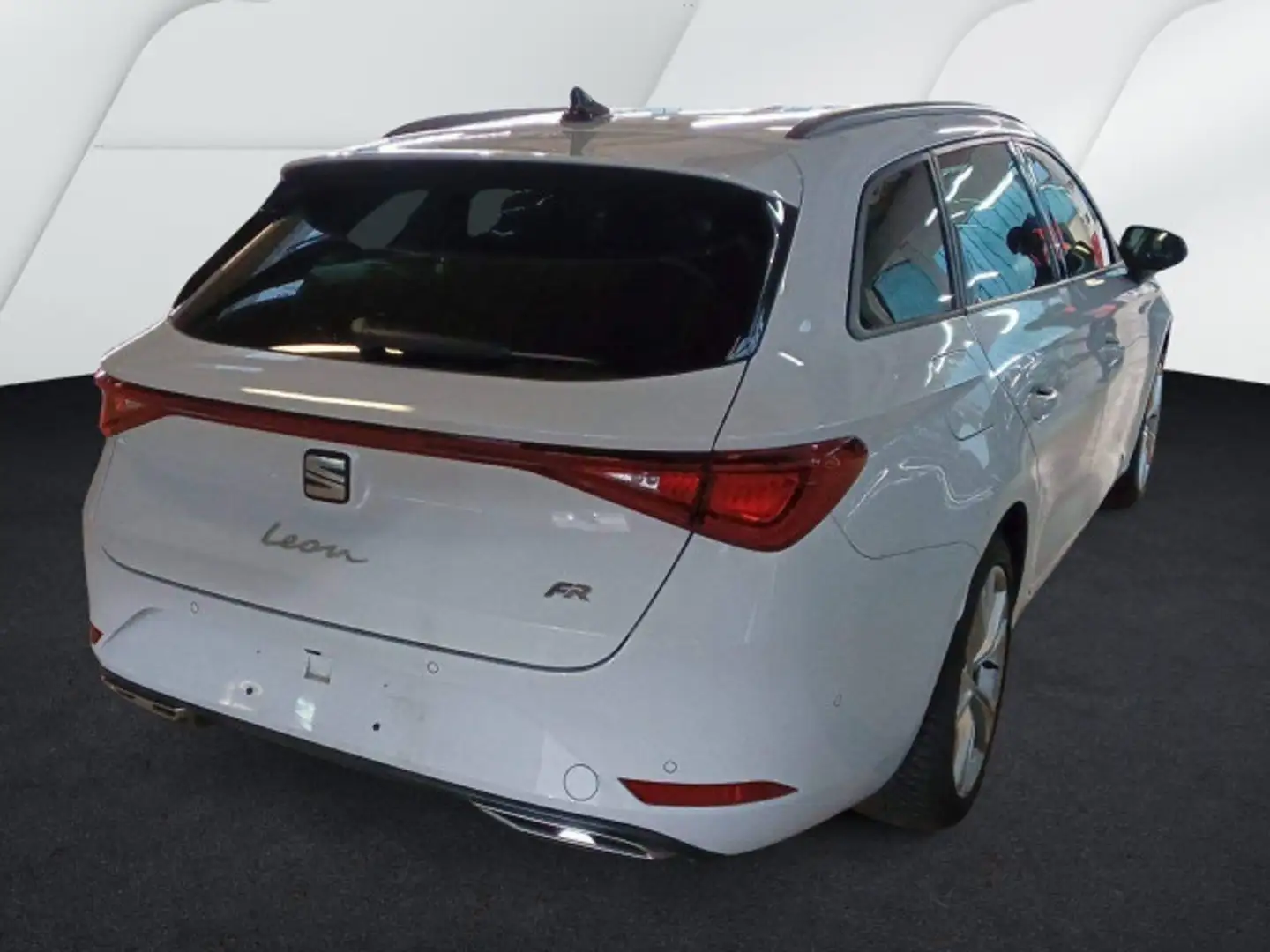 SEAT Leon Sportstourer 2.0 TDI FR Navi, AHK, RFK, Kes Weiß - 2