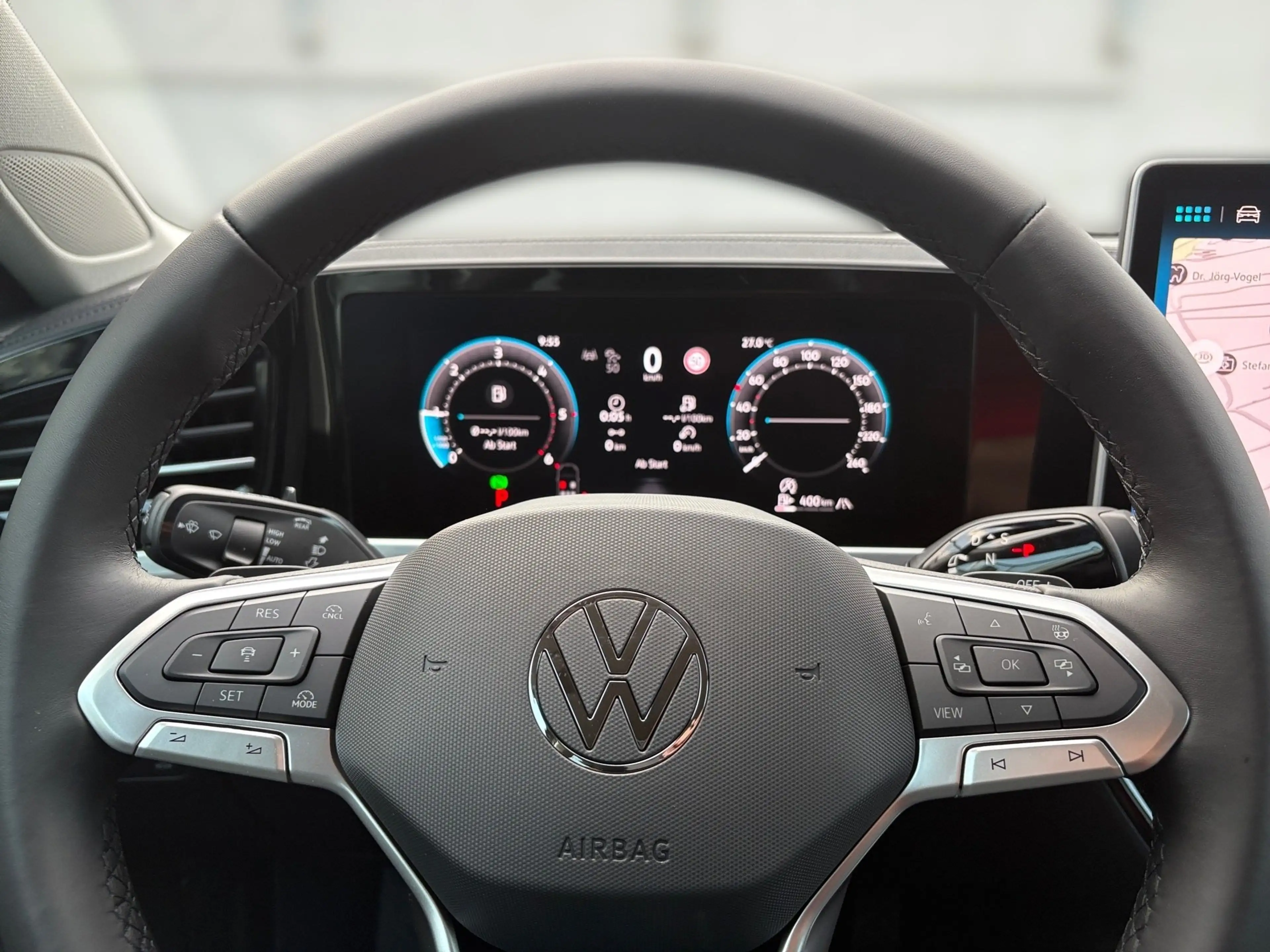 Volkswagen Passat Variant 2.0 TDI Business *AHK*STANDHZG* — photo 12