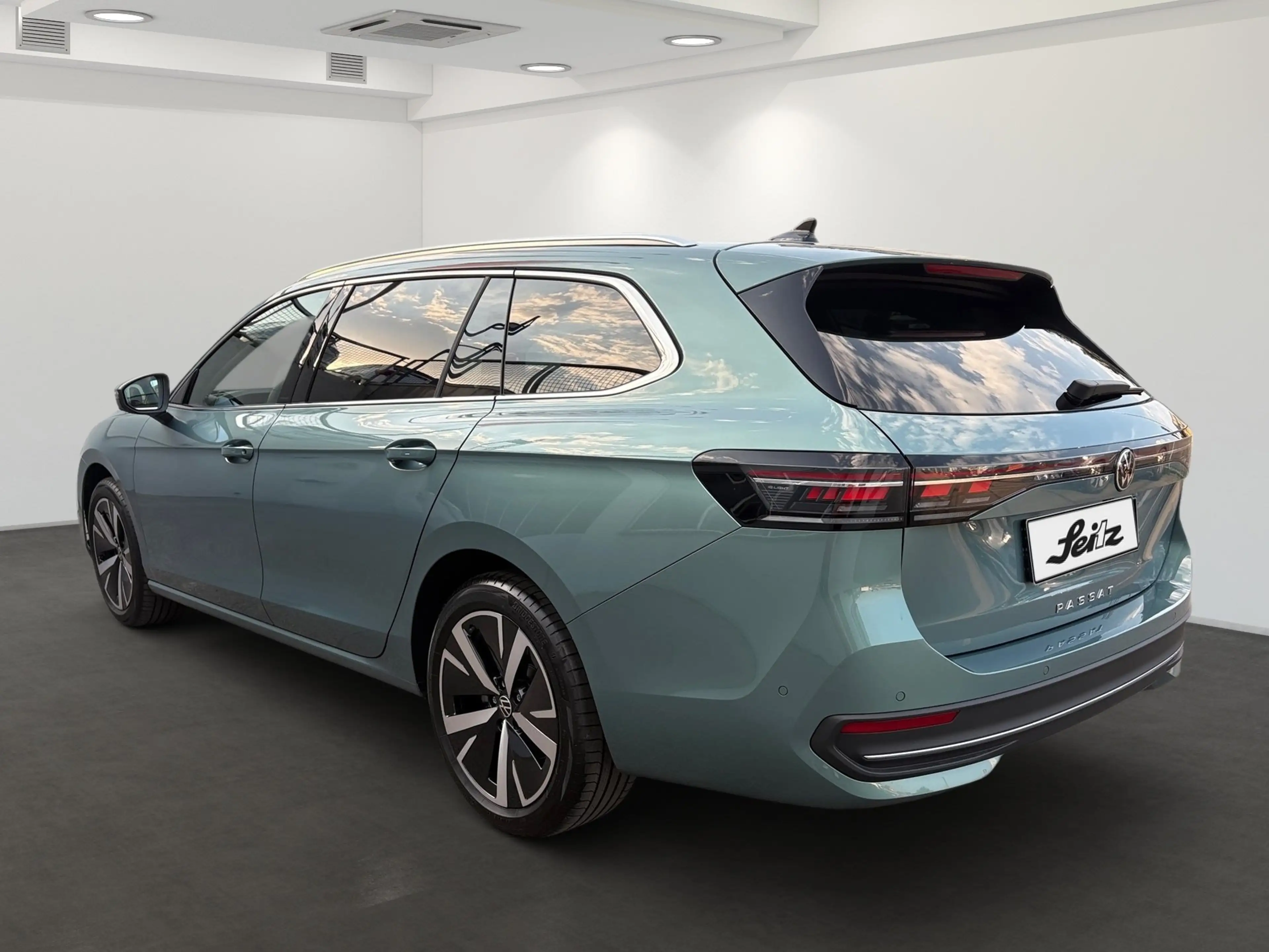 Volkswagen Passat Variant 2.0 TDI Business *AHK*STANDHZG* — photo 5