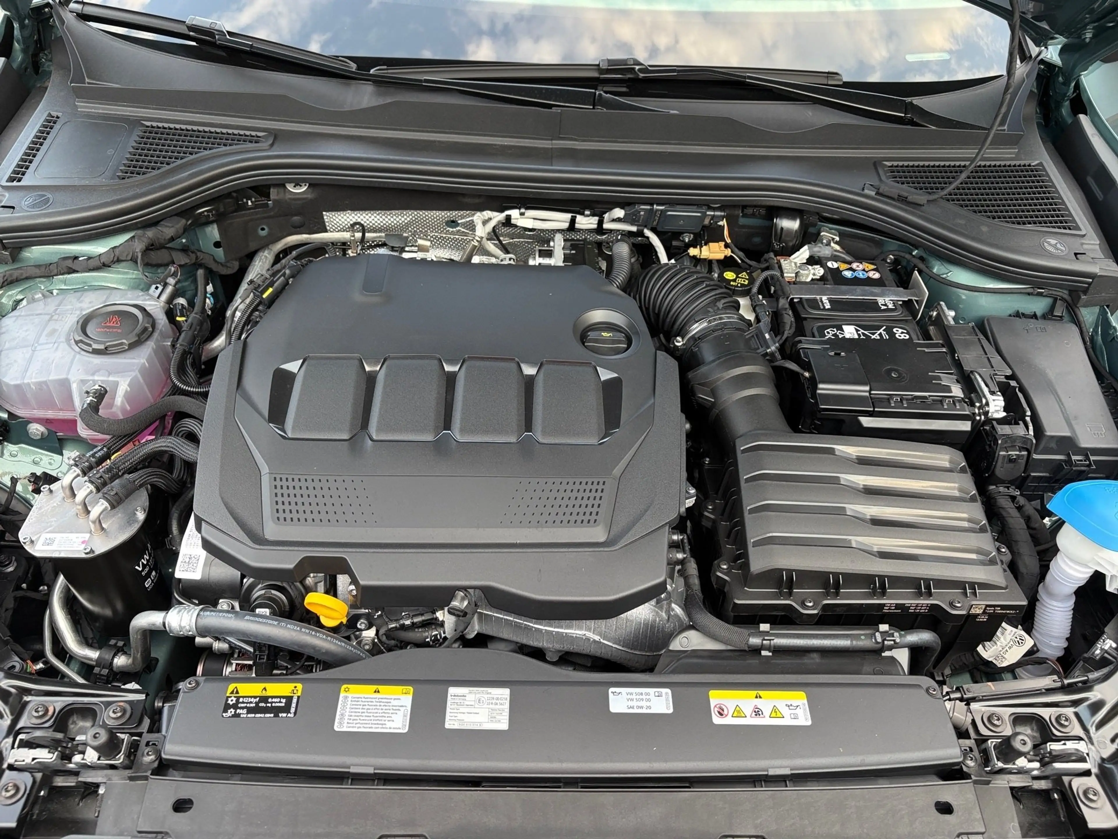 Volkswagen Passat Variant 2.0 TDI Business *AHK*STANDHZG* — photo 9