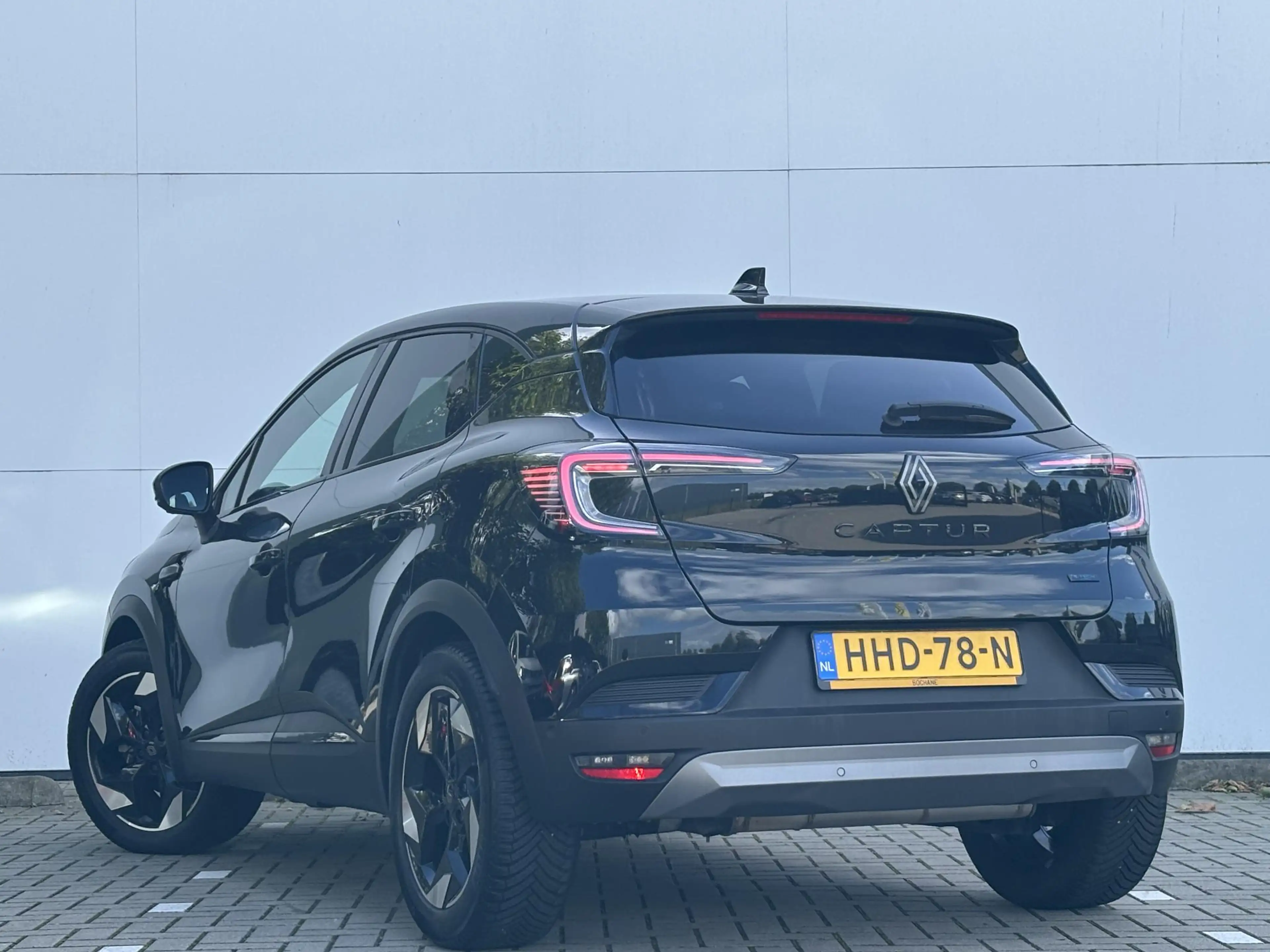 Renault Captur 1.6 E-Tech full hybrid 145 esprit Alpine | Stoelve — photo 6