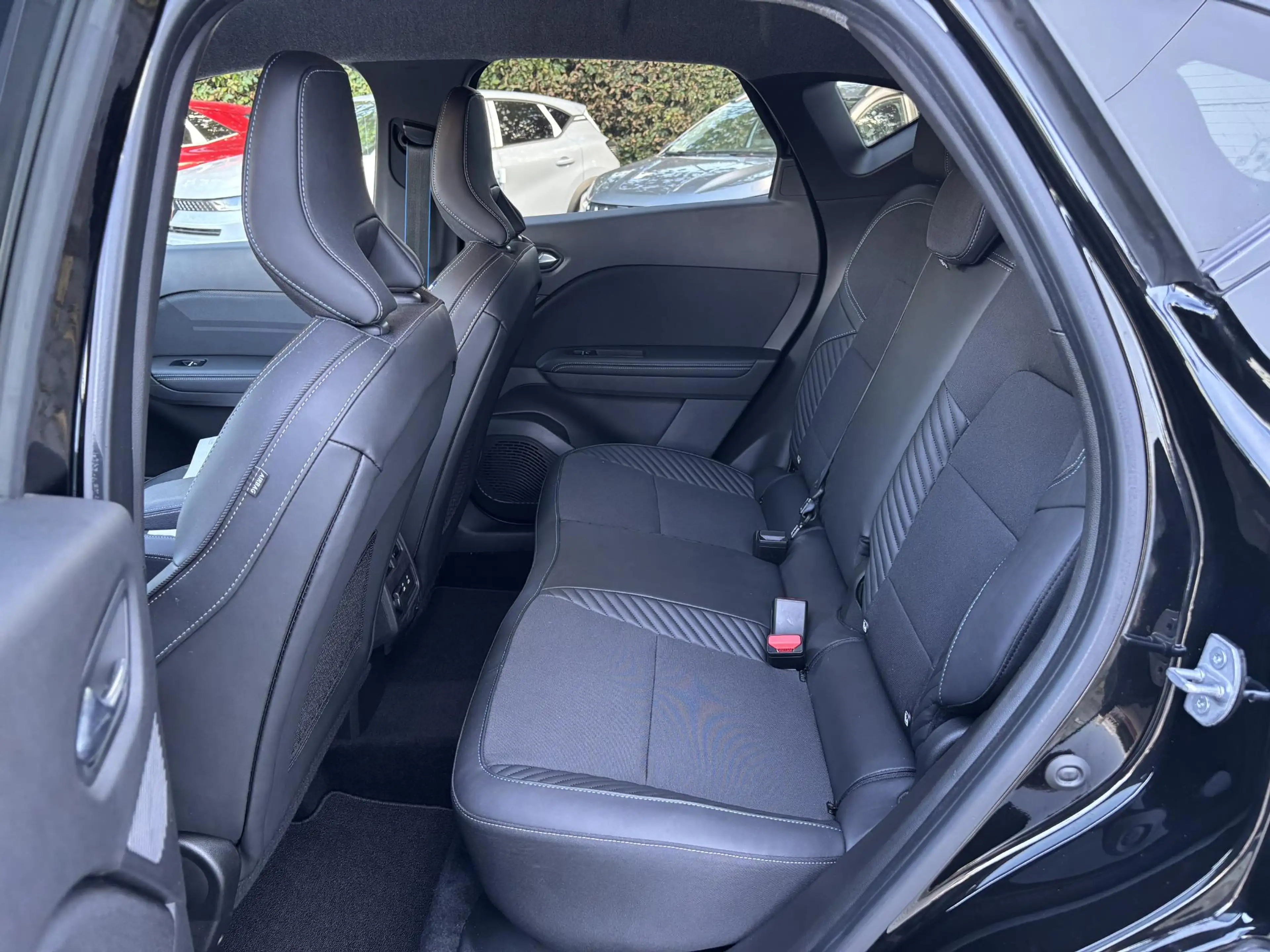 Renault Captur 1.6 E-Tech full hybrid 145 esprit Alpine | Stoelve — photo 8