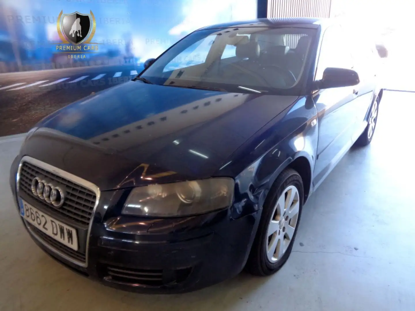 Audi A3 2.0 FSI Ambiente Blauw - 1