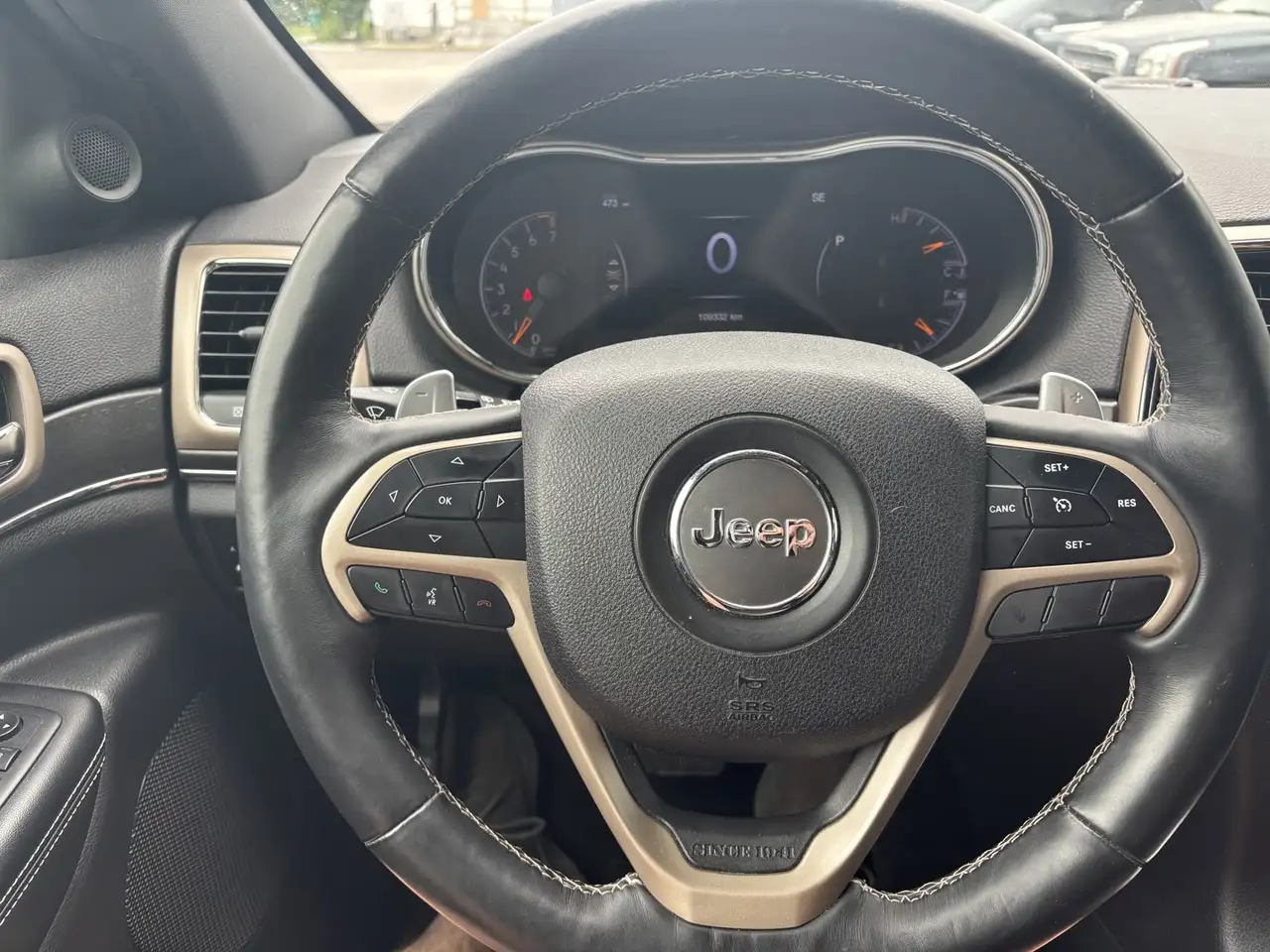 Jeep Grand Cherokee снимка Jeep Grand Cherokee