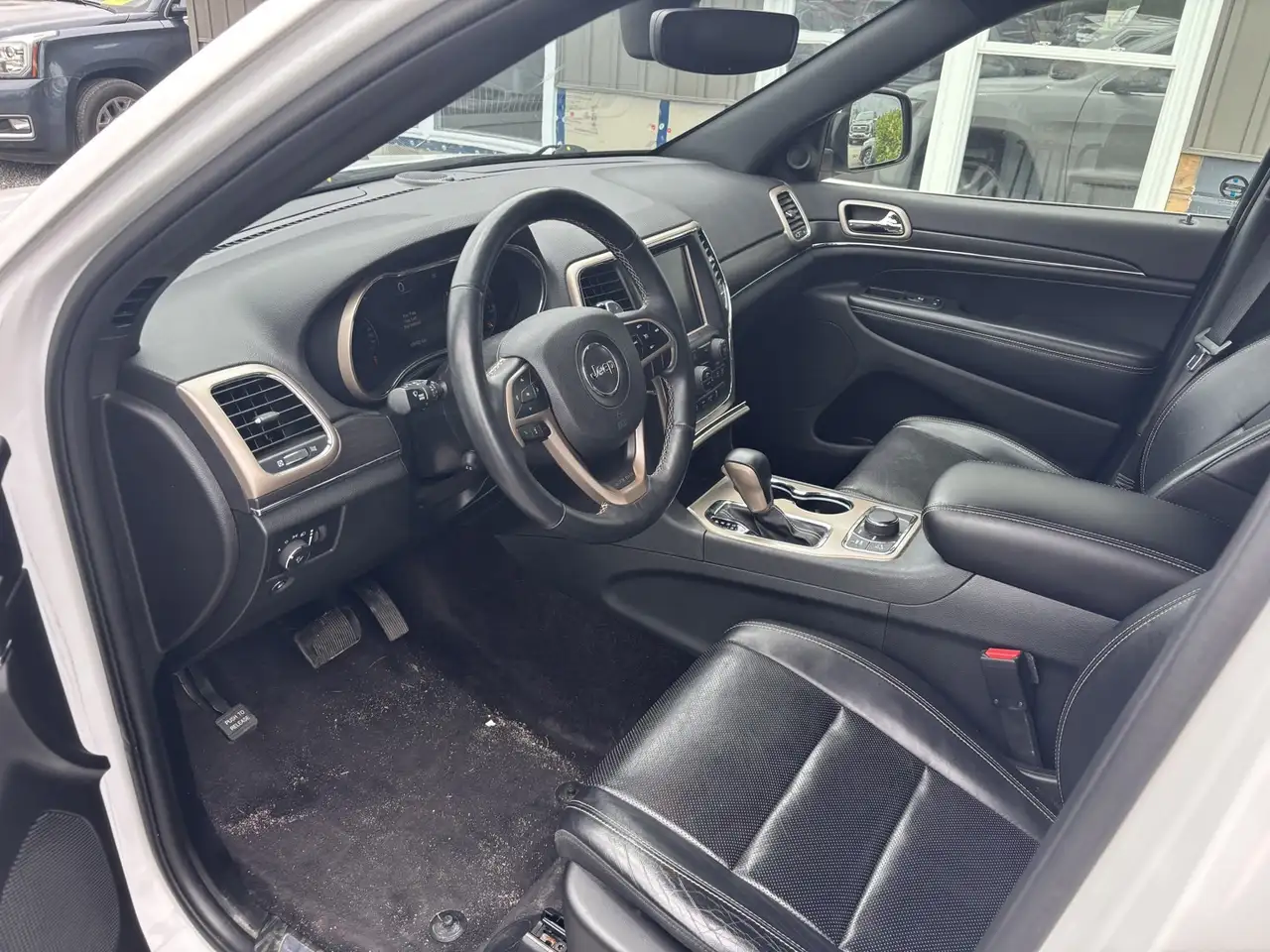 Jeep Grand Cherokee снимка Jeep Grand Cherokee