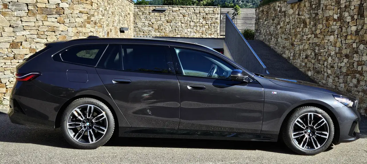 BMW 520 d Touring MHEV Aut.*M-Paket*Memory*Harman Kardon*